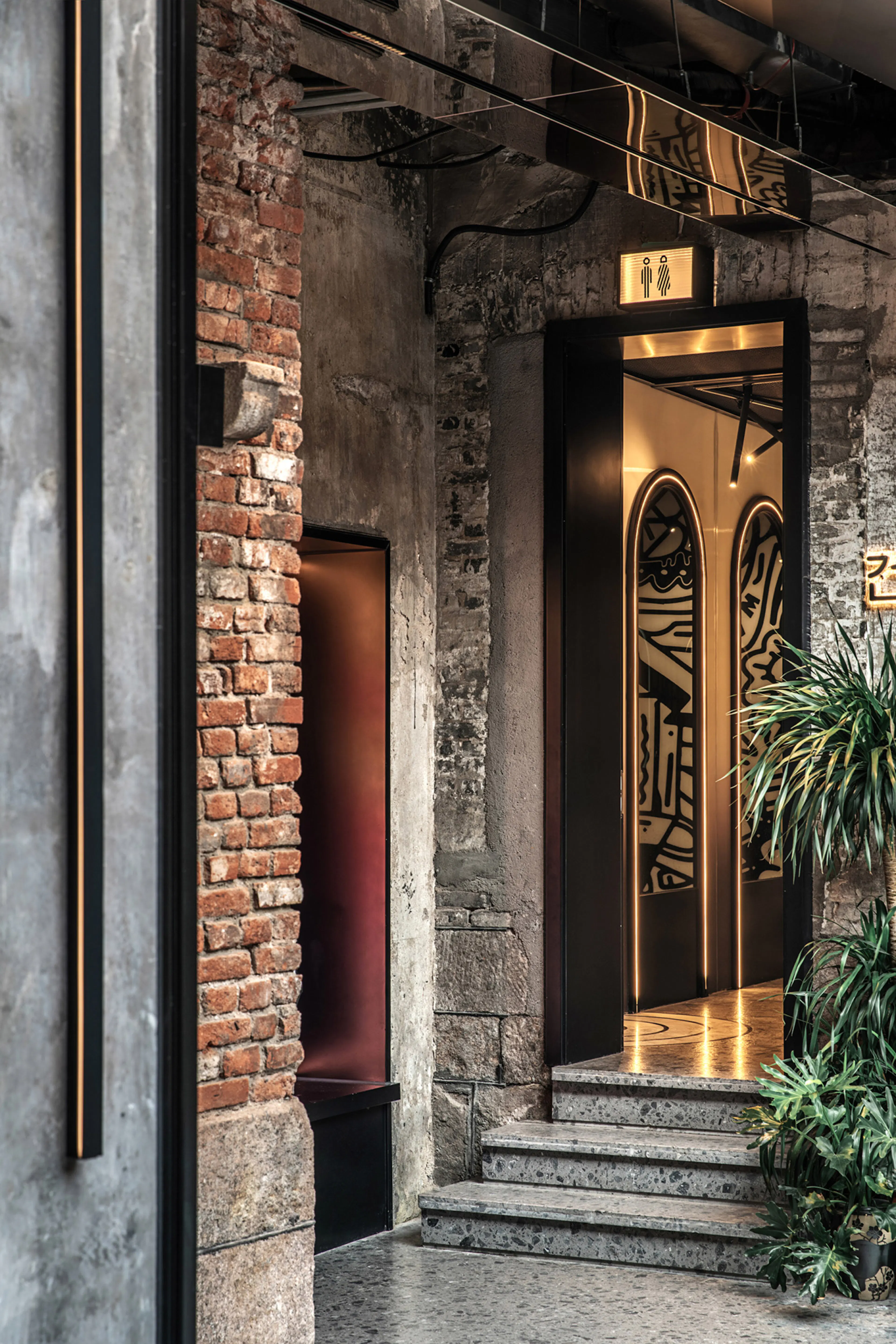 SILVERFISH ST. — 7