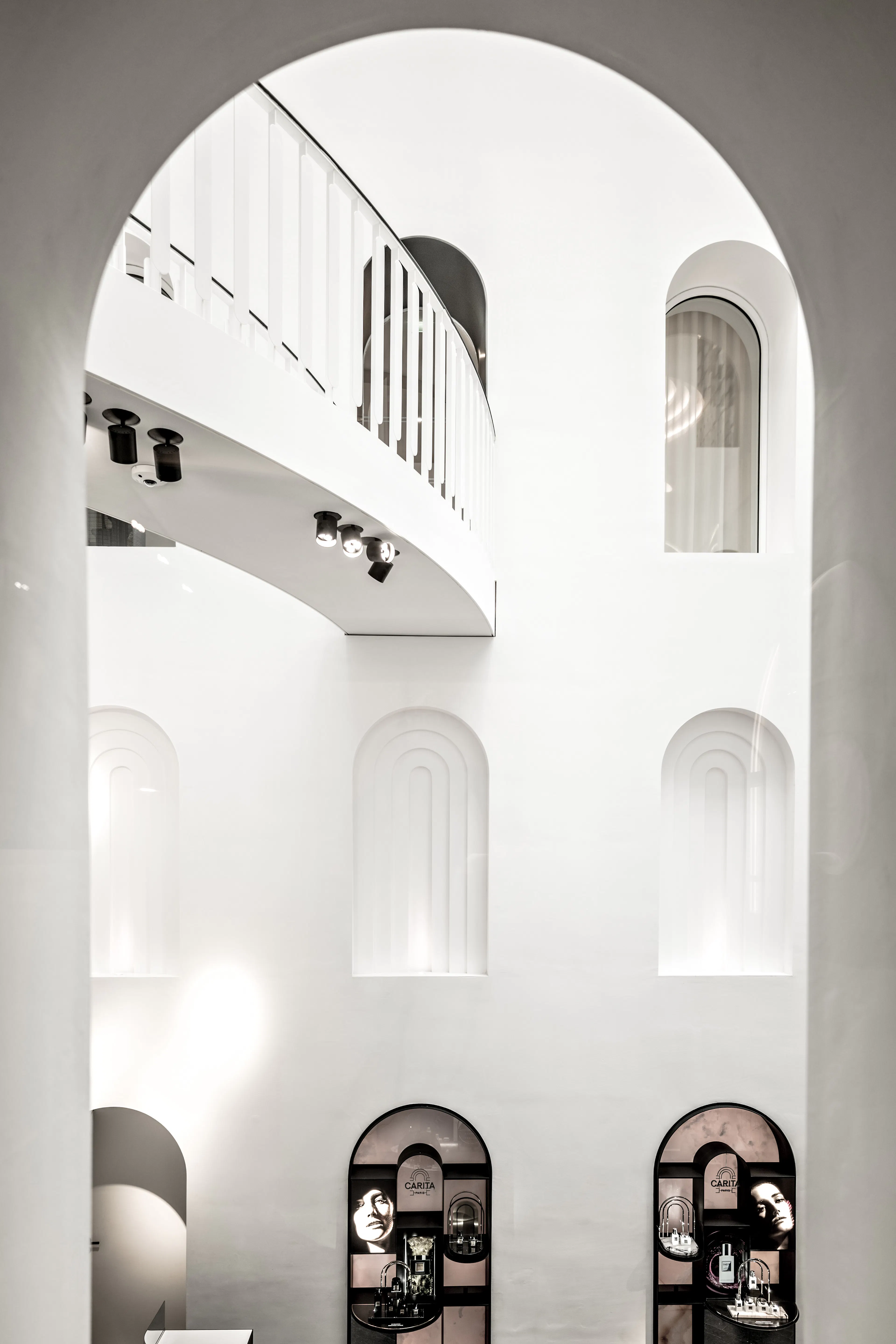 La Maison de Beauté Carita, L'Oréal-Luxe — 10