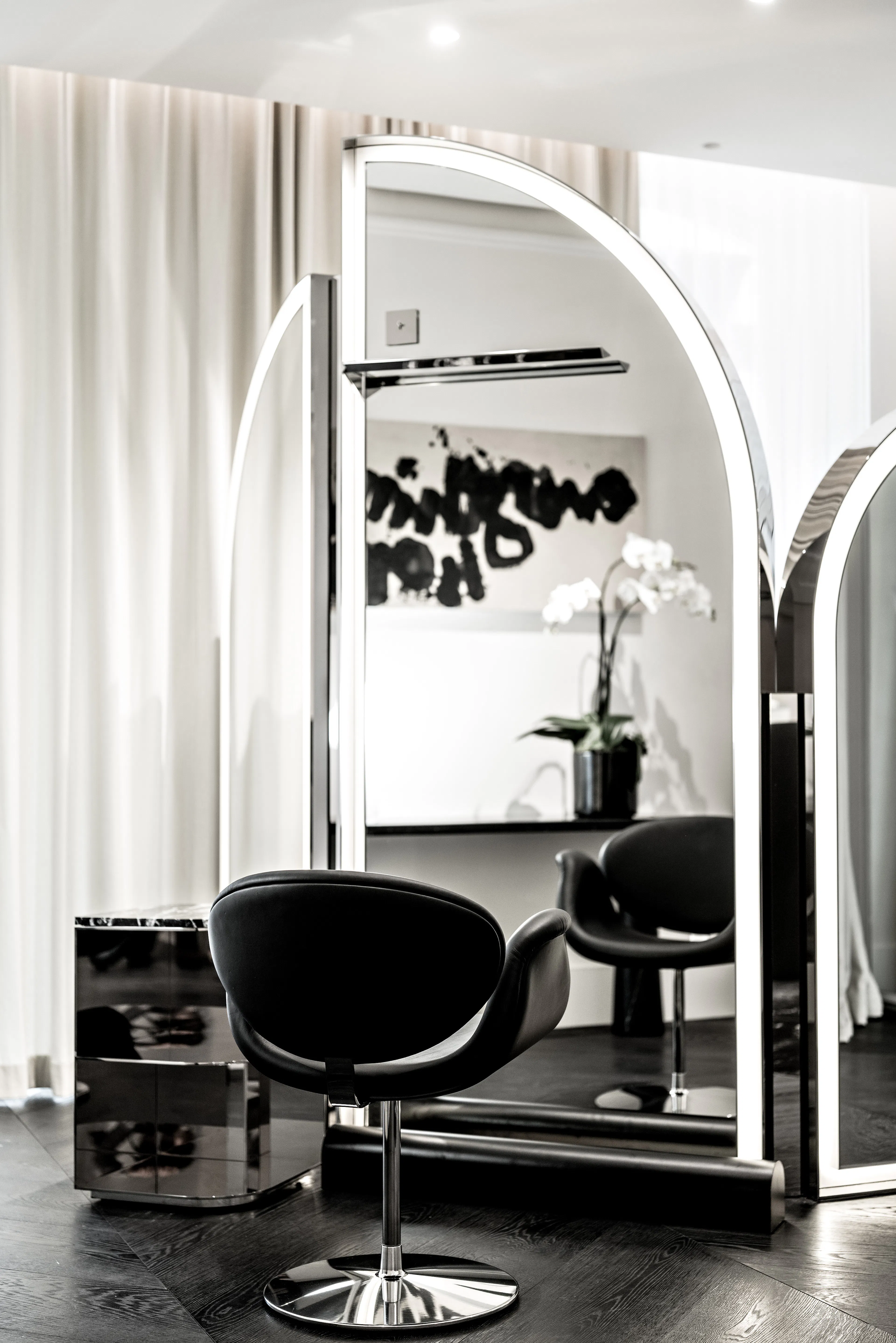 La Maison de Beauté Carita, L'Oréal-Luxe — 12