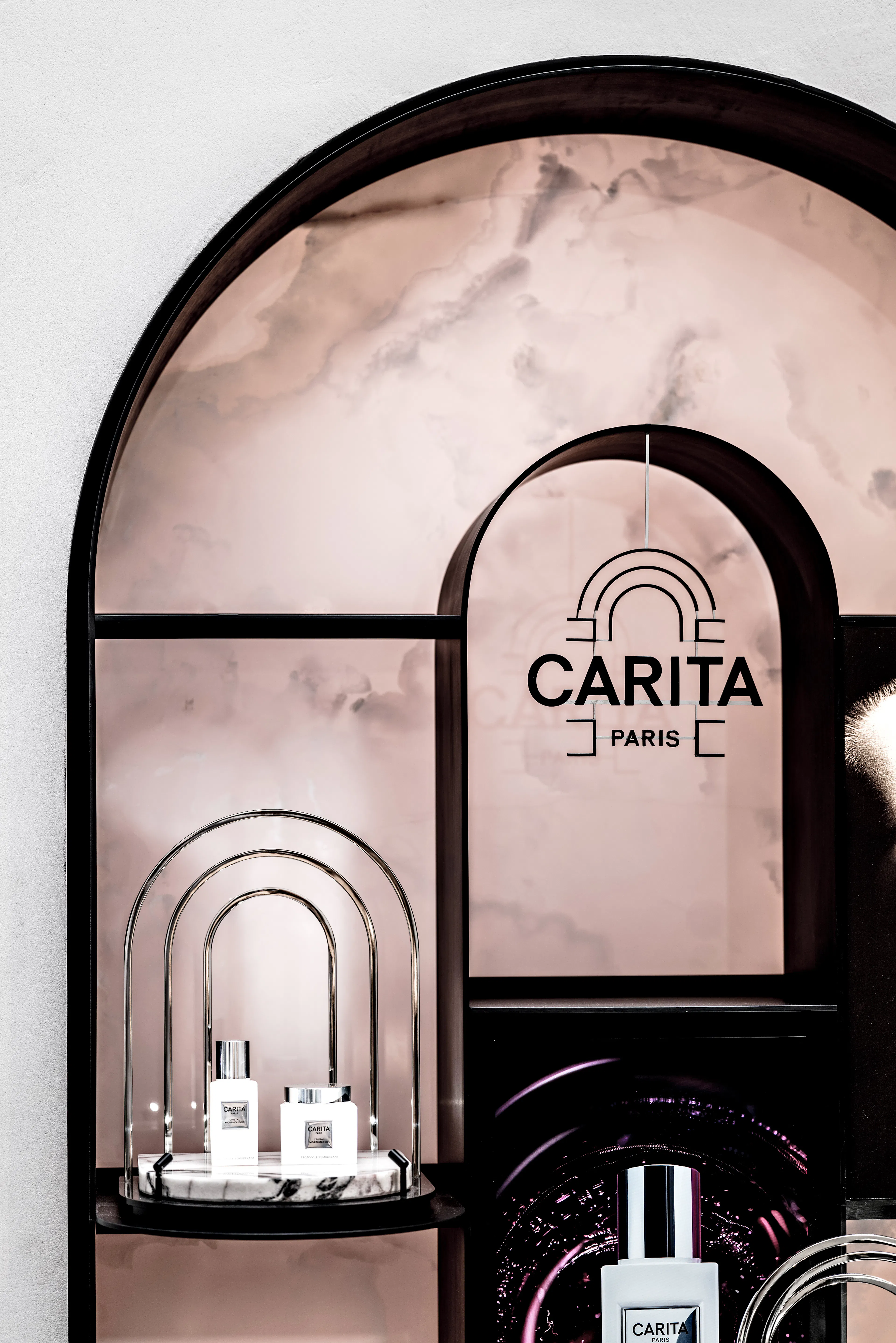 La Maison de Beauté Carita, L'Oréal-Luxe — 3