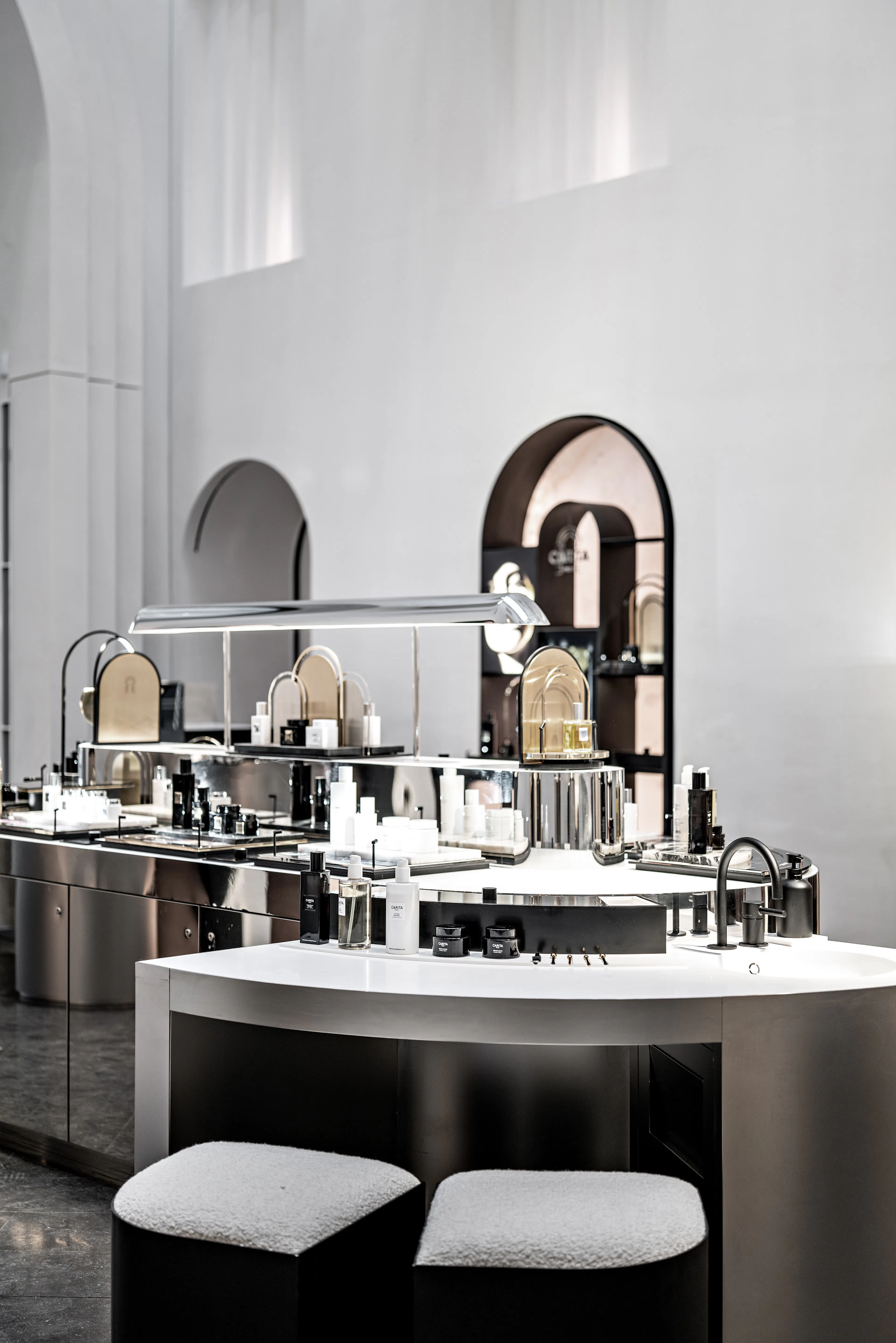 La Maison de Beauté Carita, L'Oréal-Luxe — 4