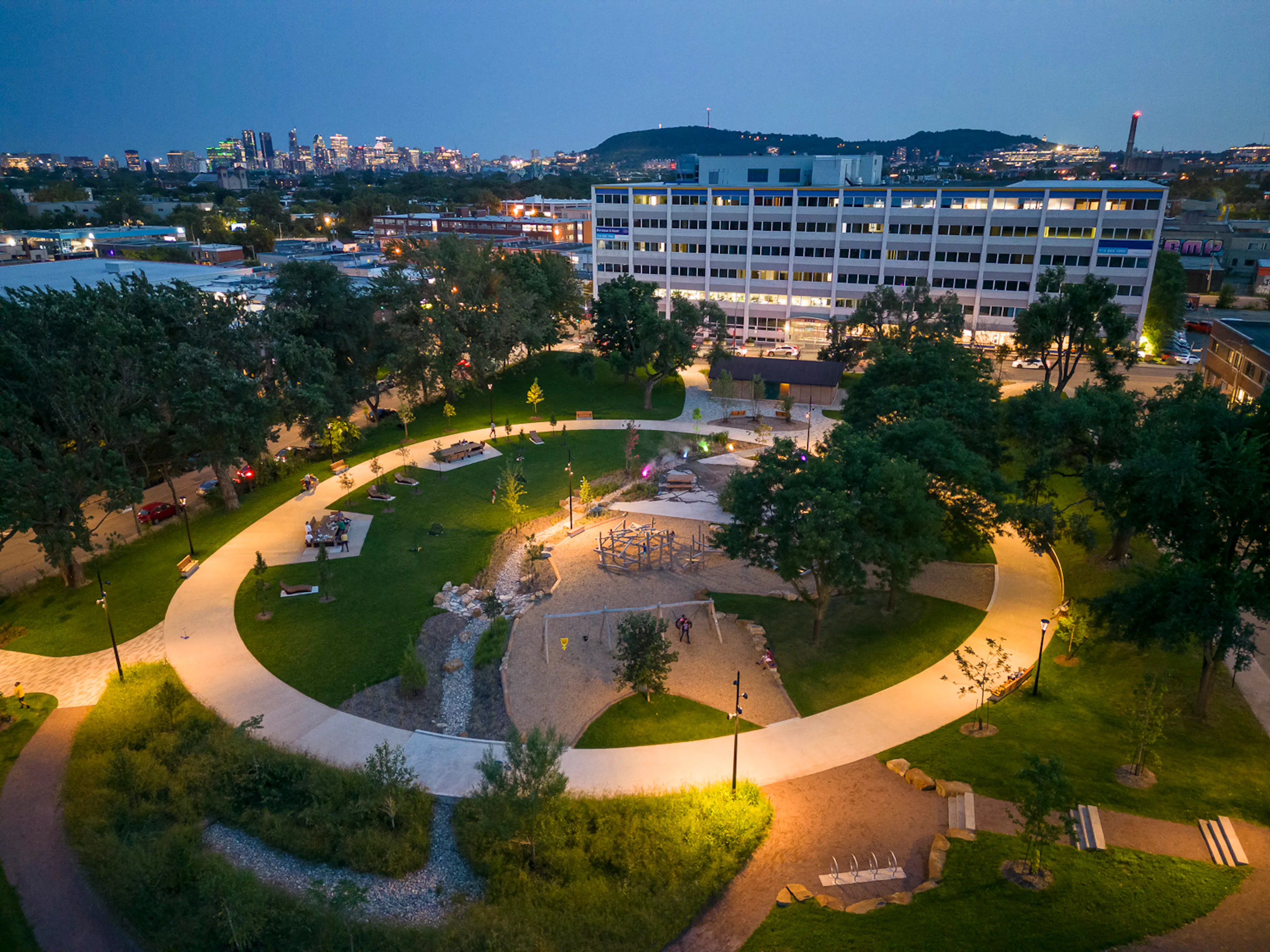 Rosemont Park — The Urban Oasis — 3