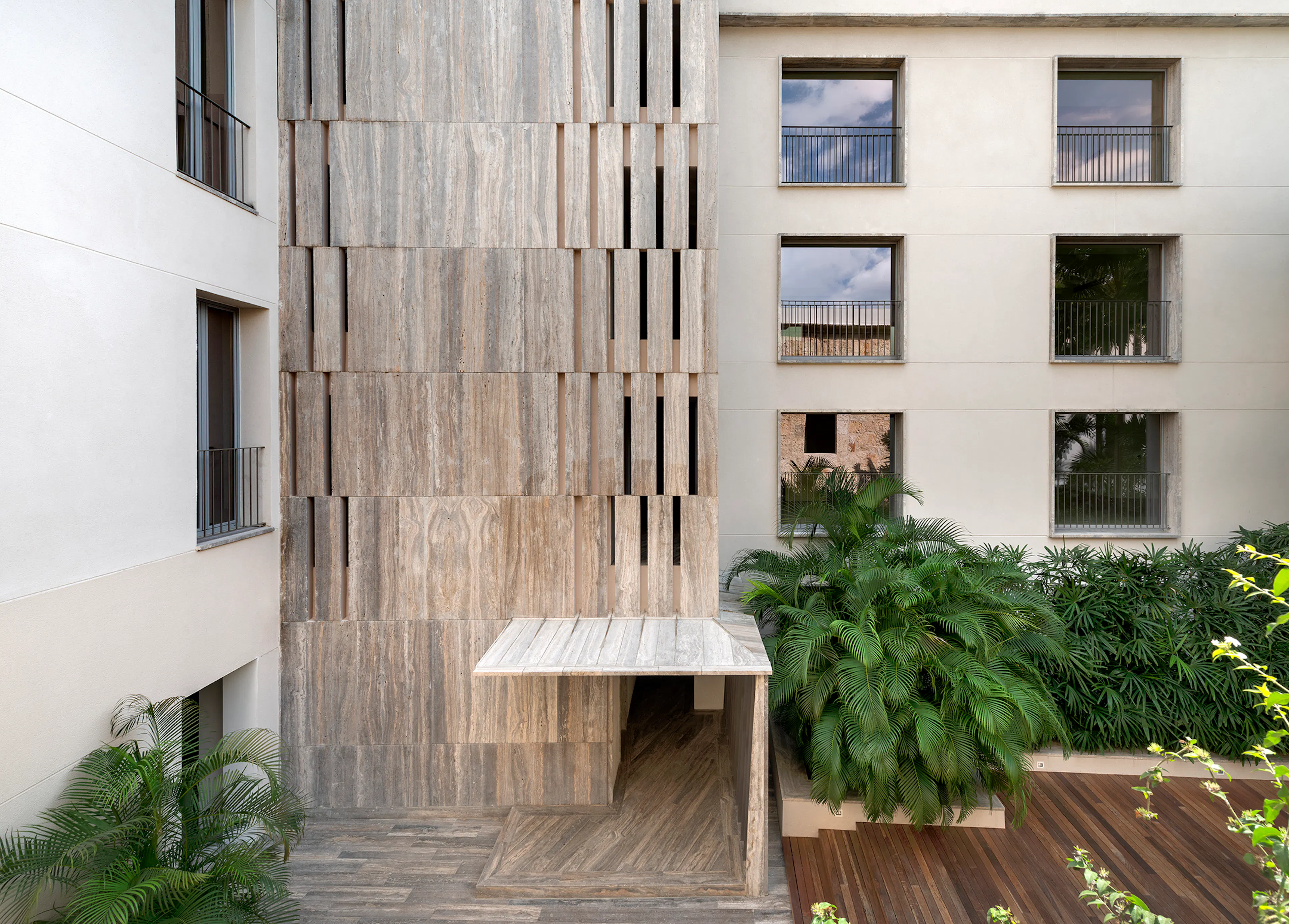 Casa Velázquez — 5