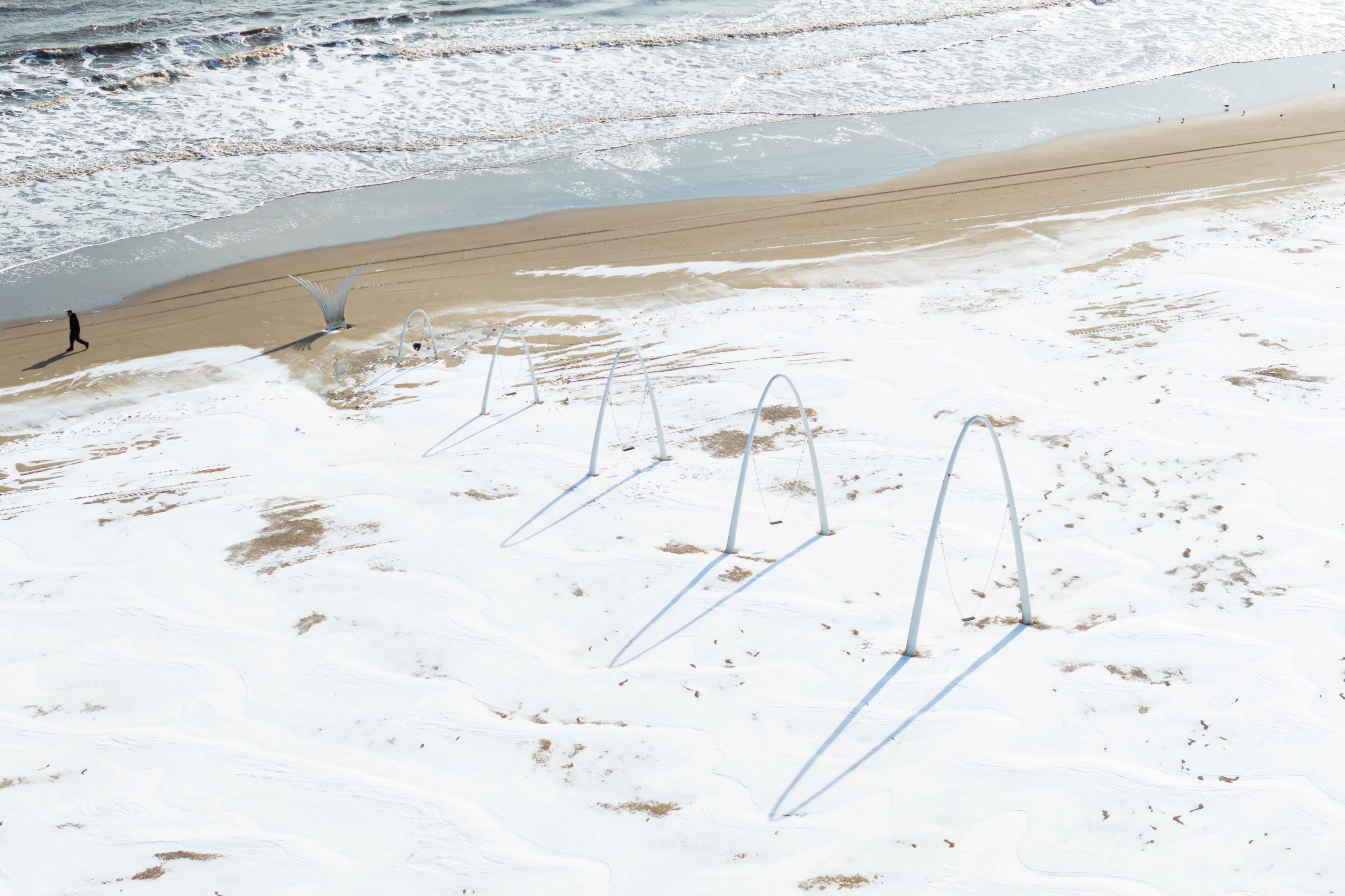 Aranya Seaside Whale Swing — 12