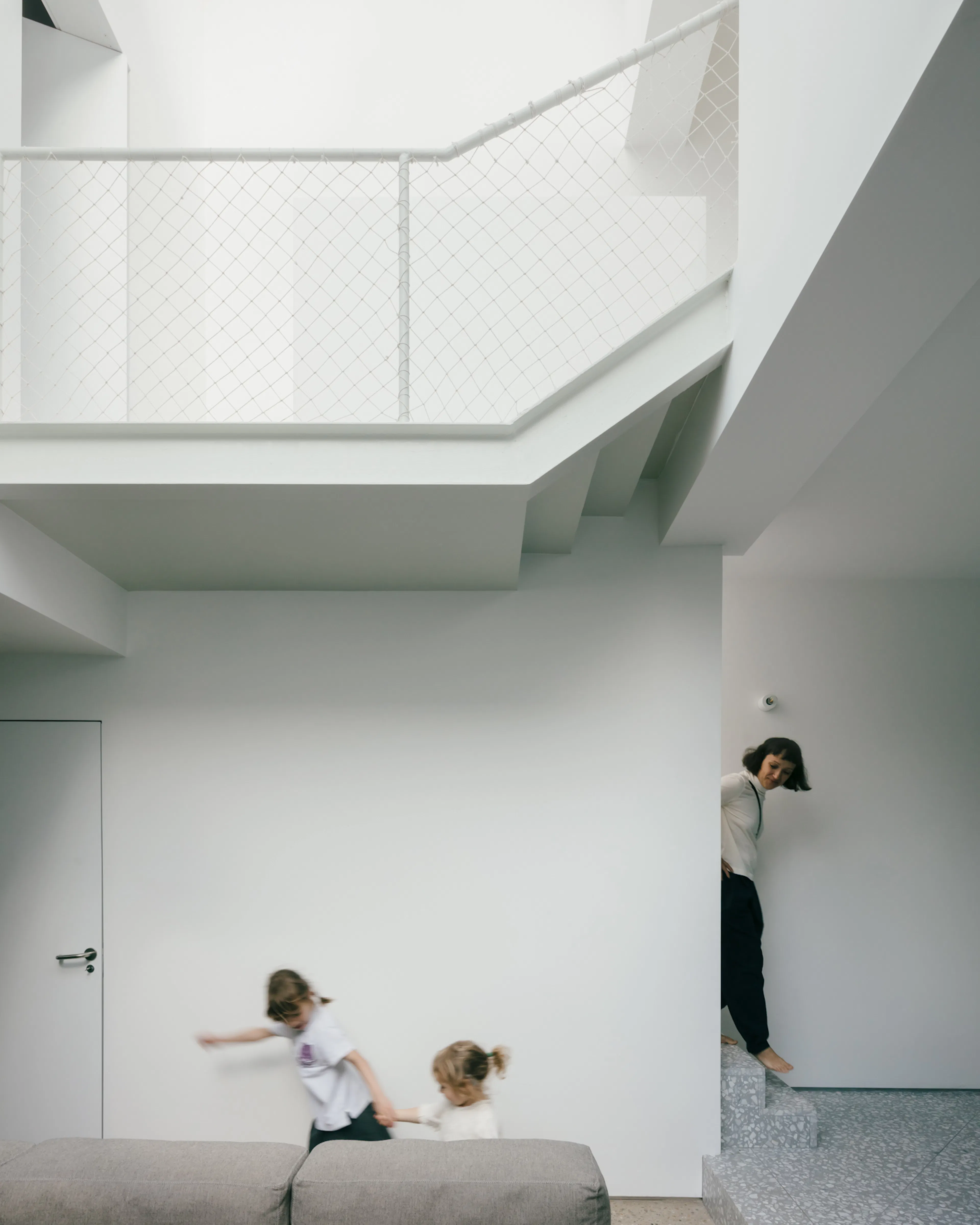 White Patio House — 11