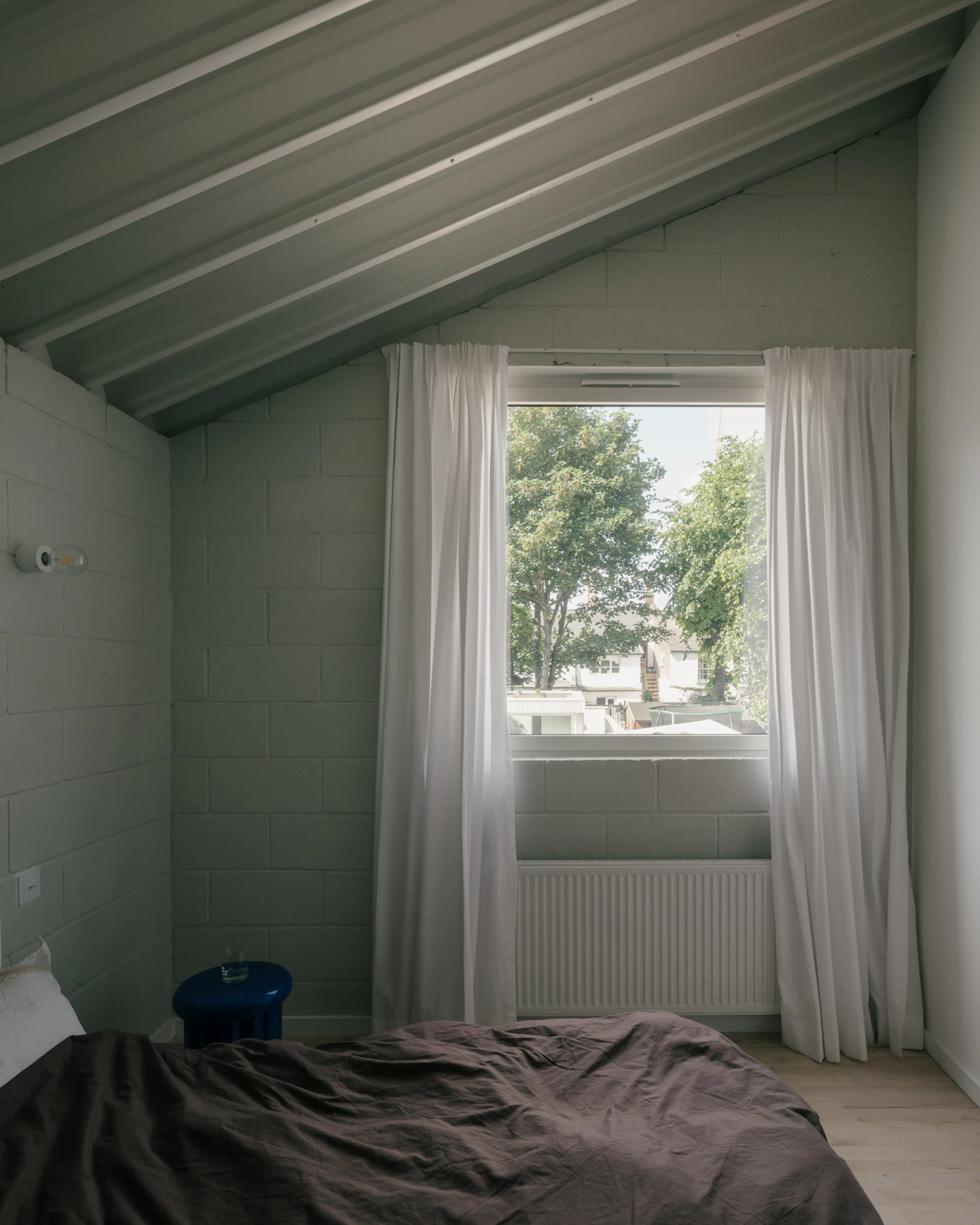 White Patio House — 15