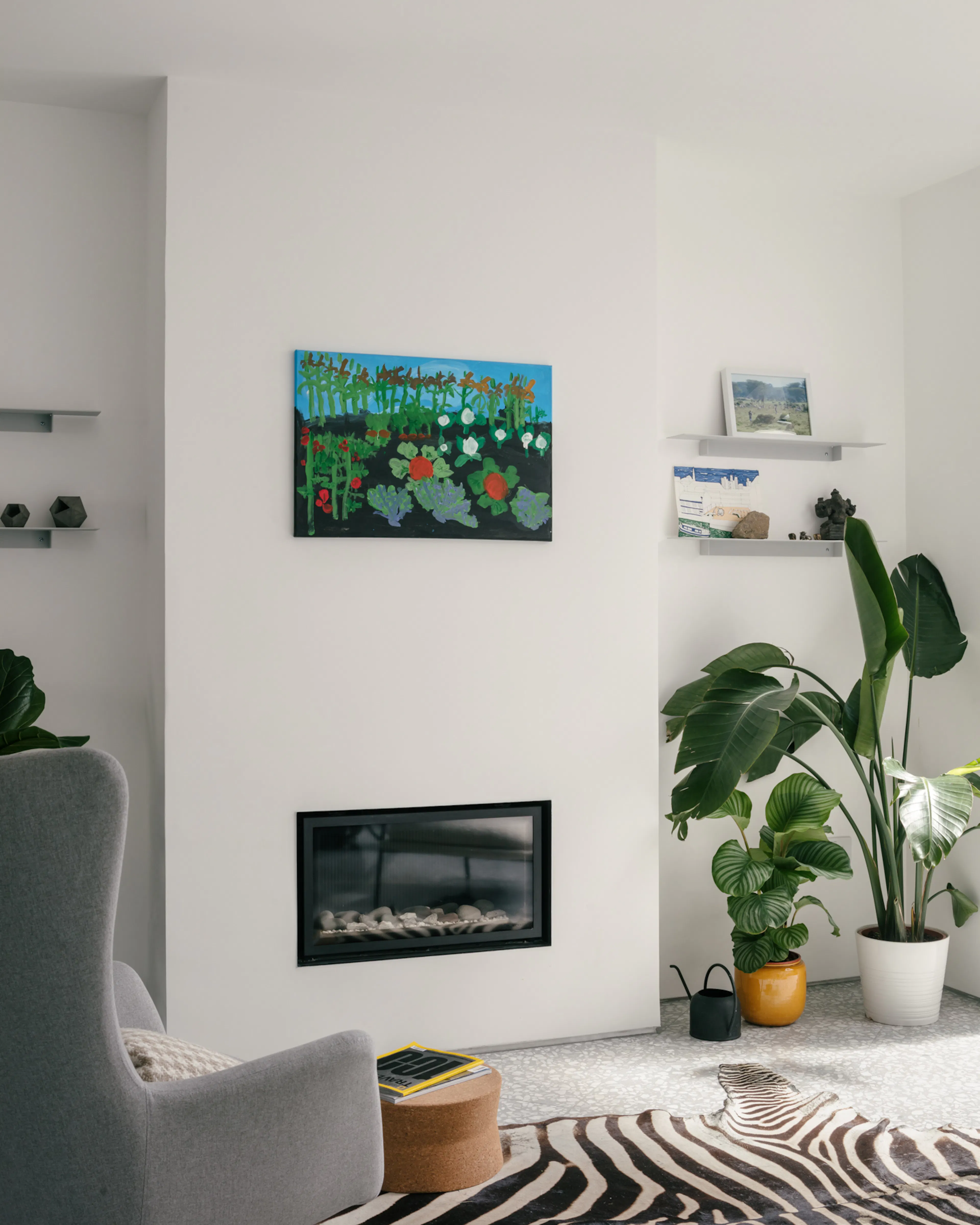 White Patio House — 45