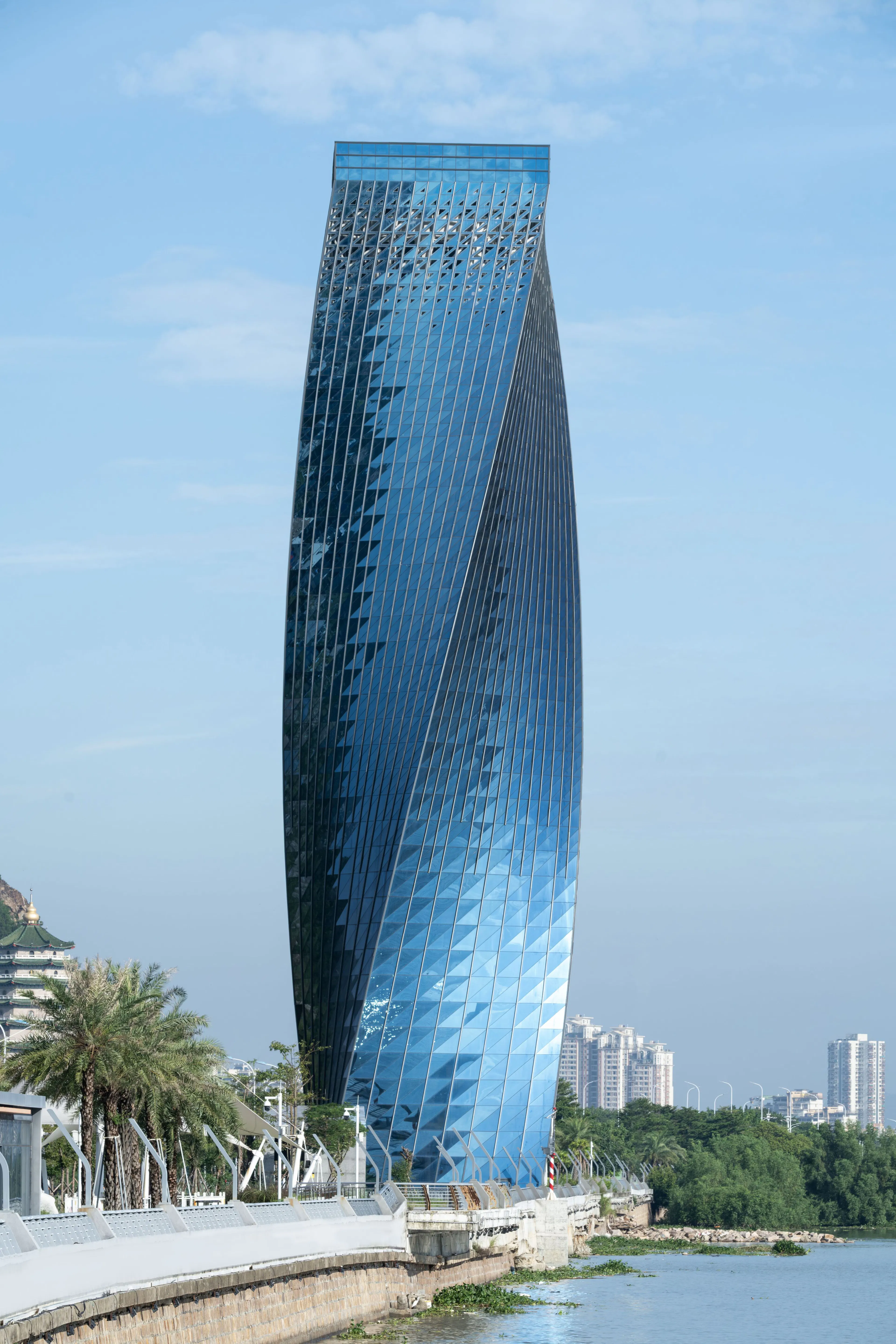 Ventilation Towers of Shantou Suai Bay Tunnel — 3