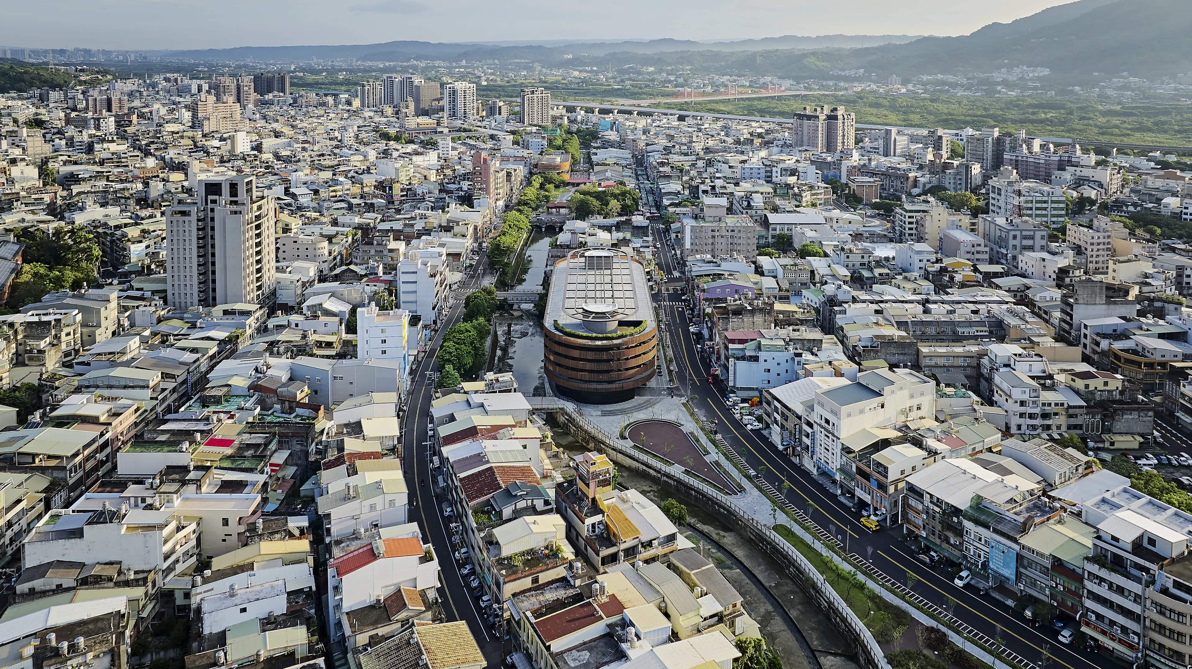 The Chudong Parking Structure — 2