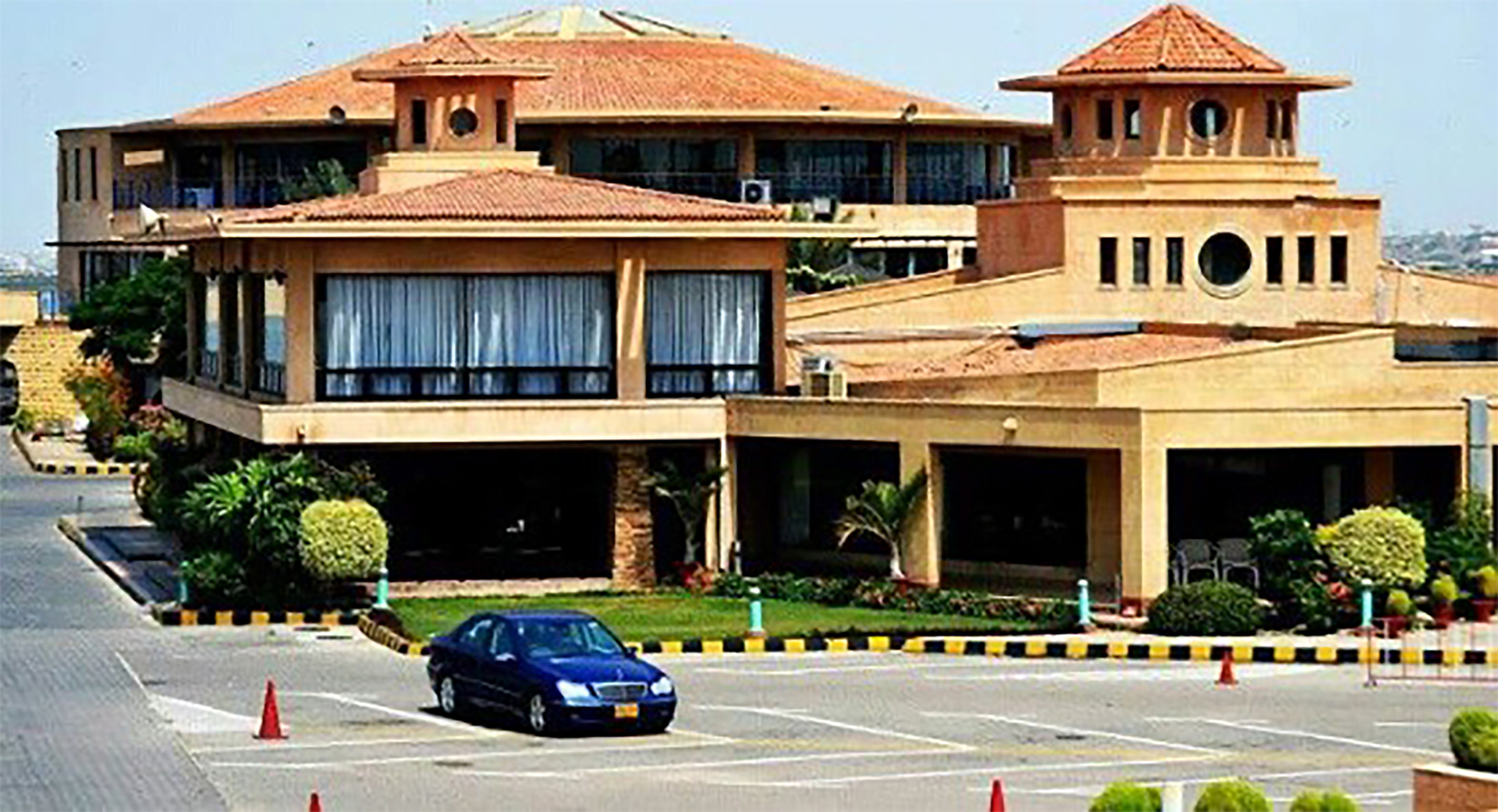 DHA Golf Club, Karachi. Commercial & Mixed Use, Pakistan by COOOP