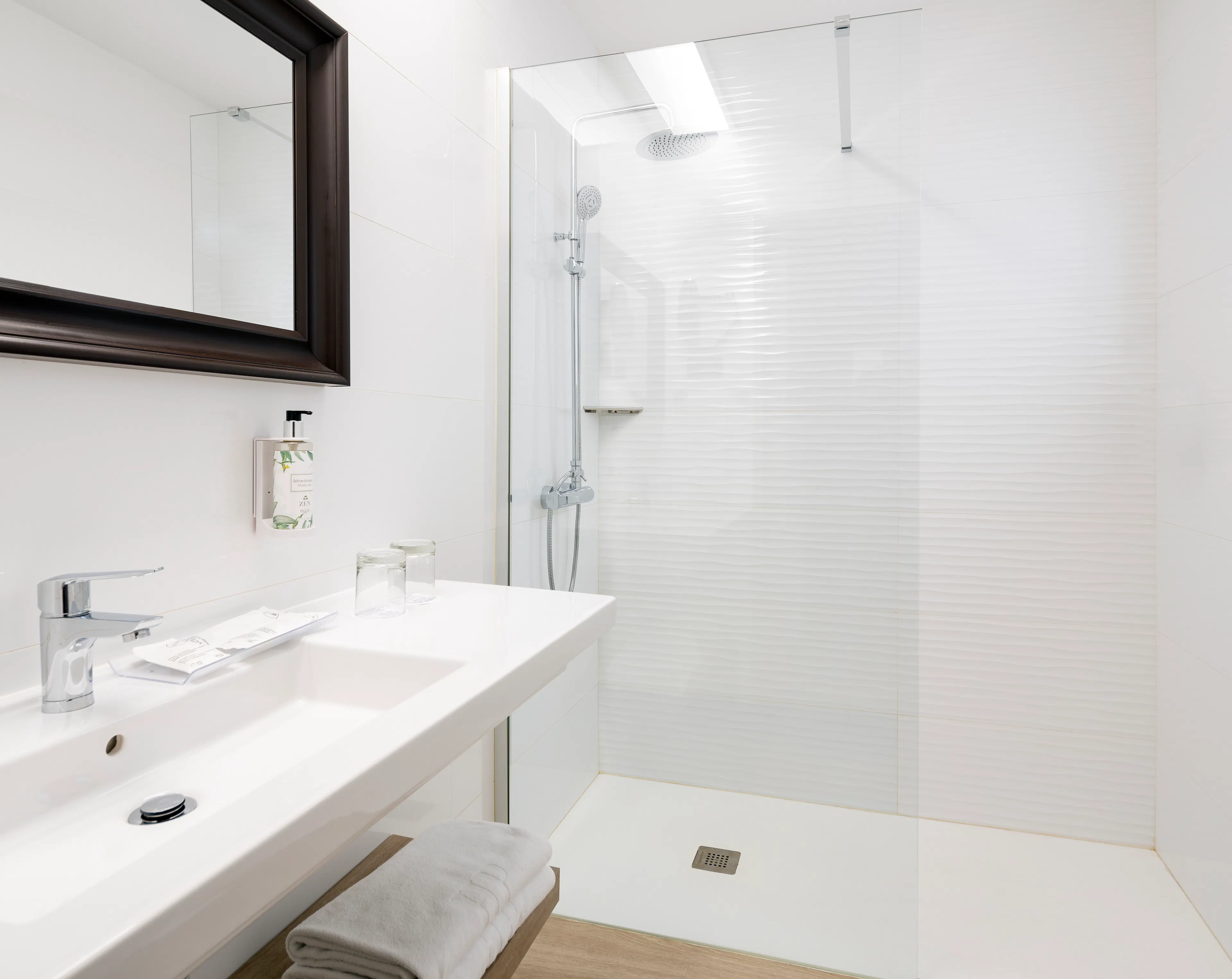 Horizons landscape — 15