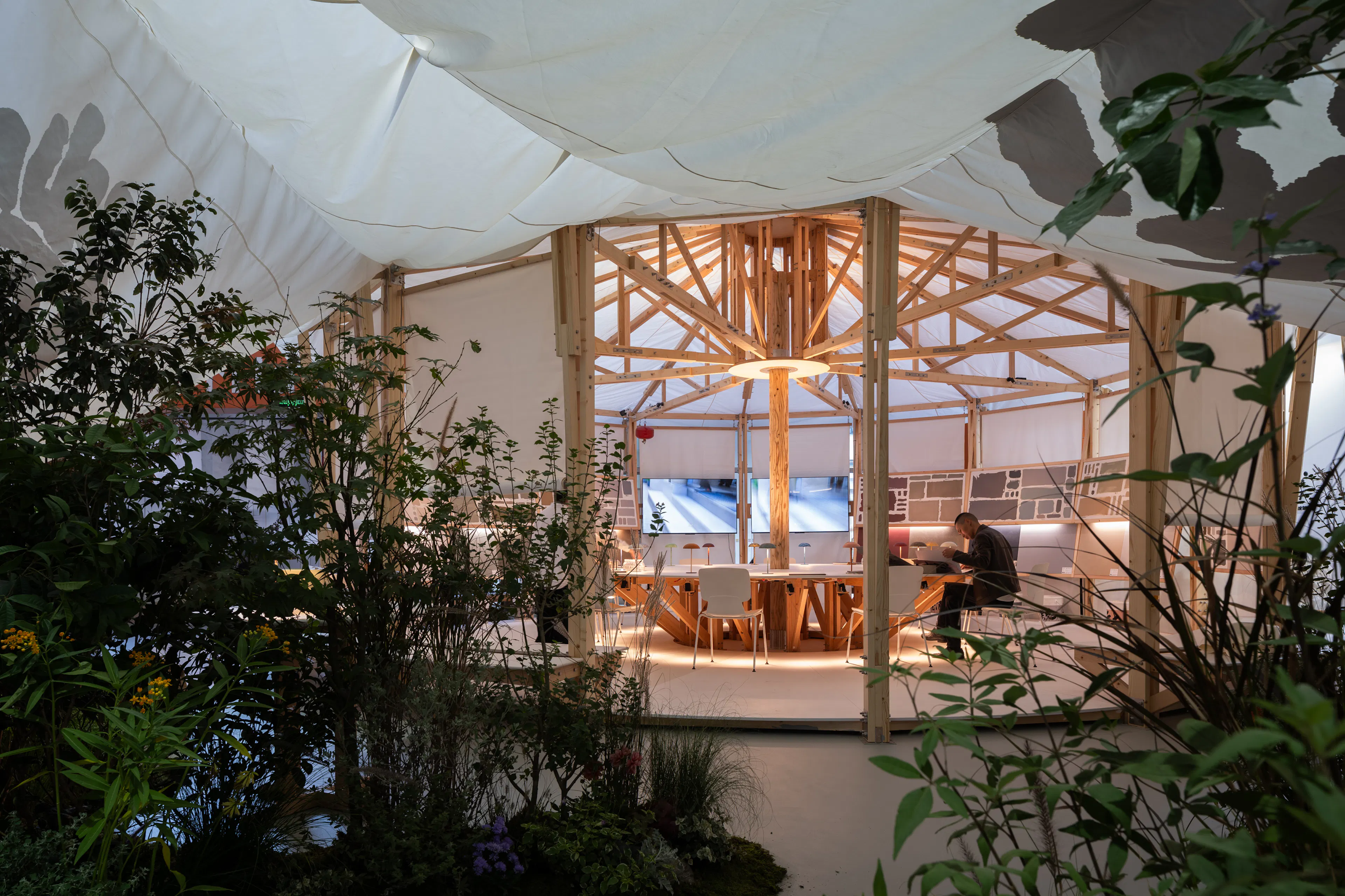 ONEFORALL Showroom - “Our Wooden Garden”