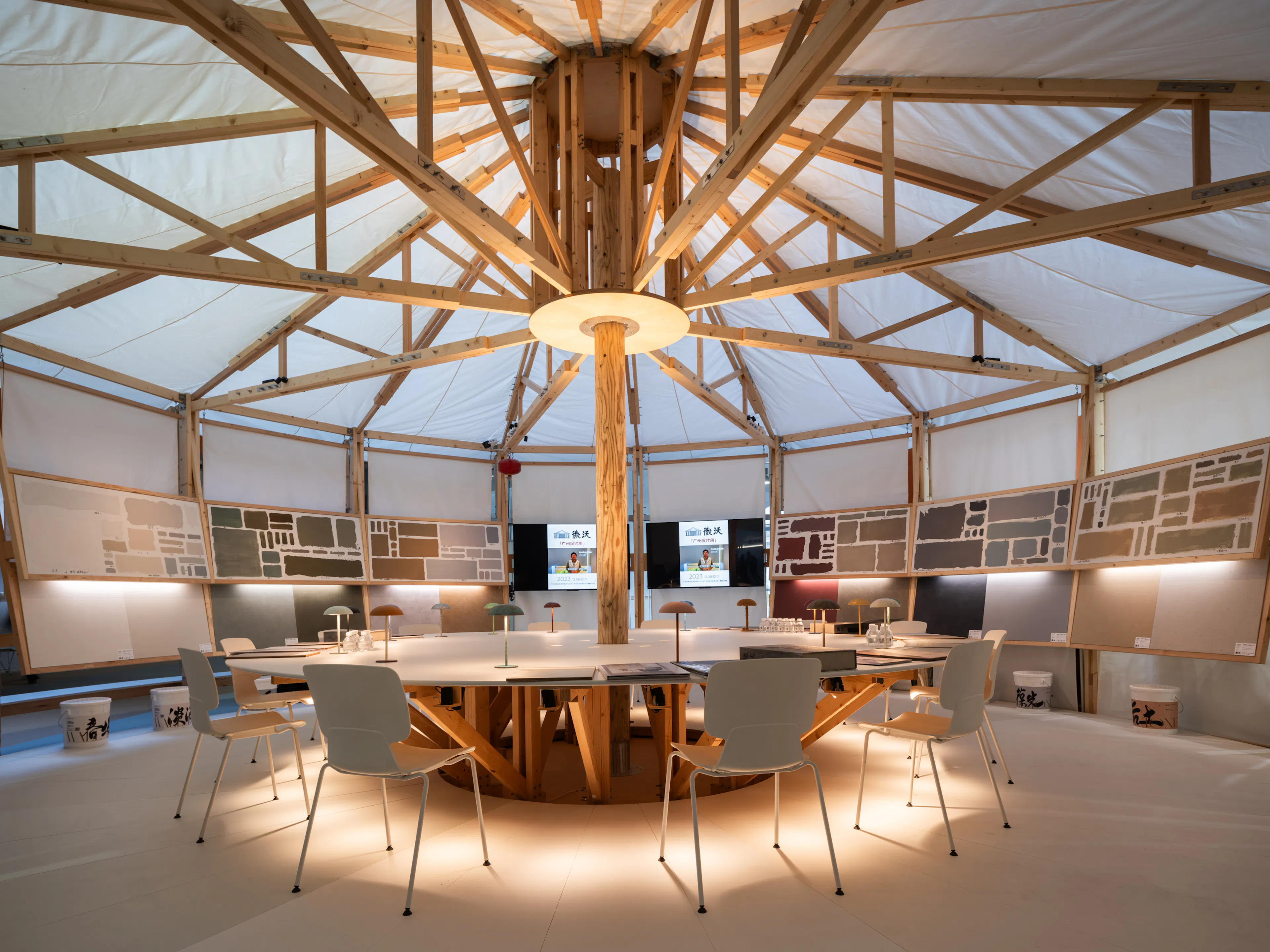 ONEFORALL Showroom - “Our Wooden Garden” — 8