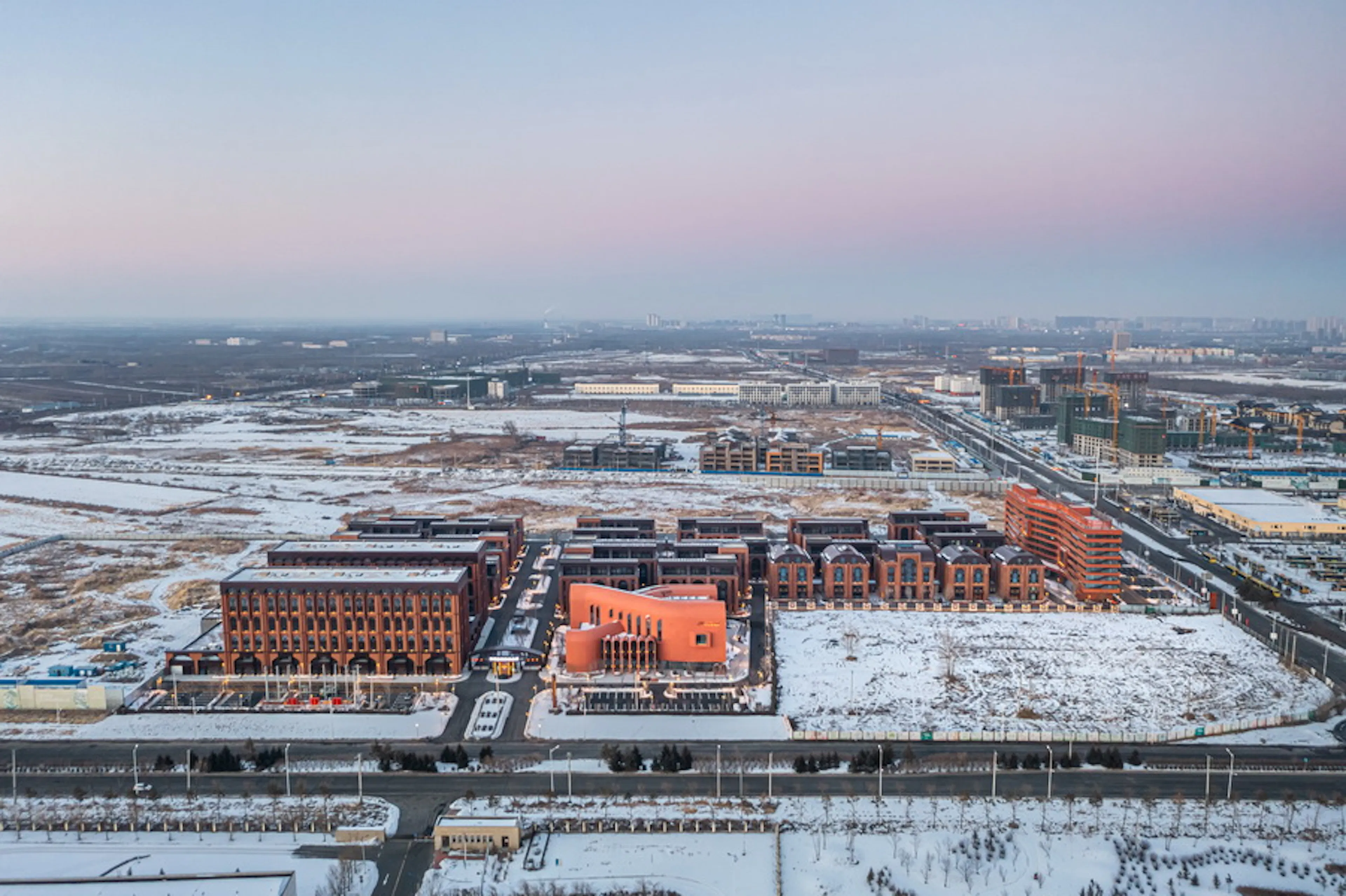 Harbin Haiping High-tech Industrial Park Headquarters Office Building — 10