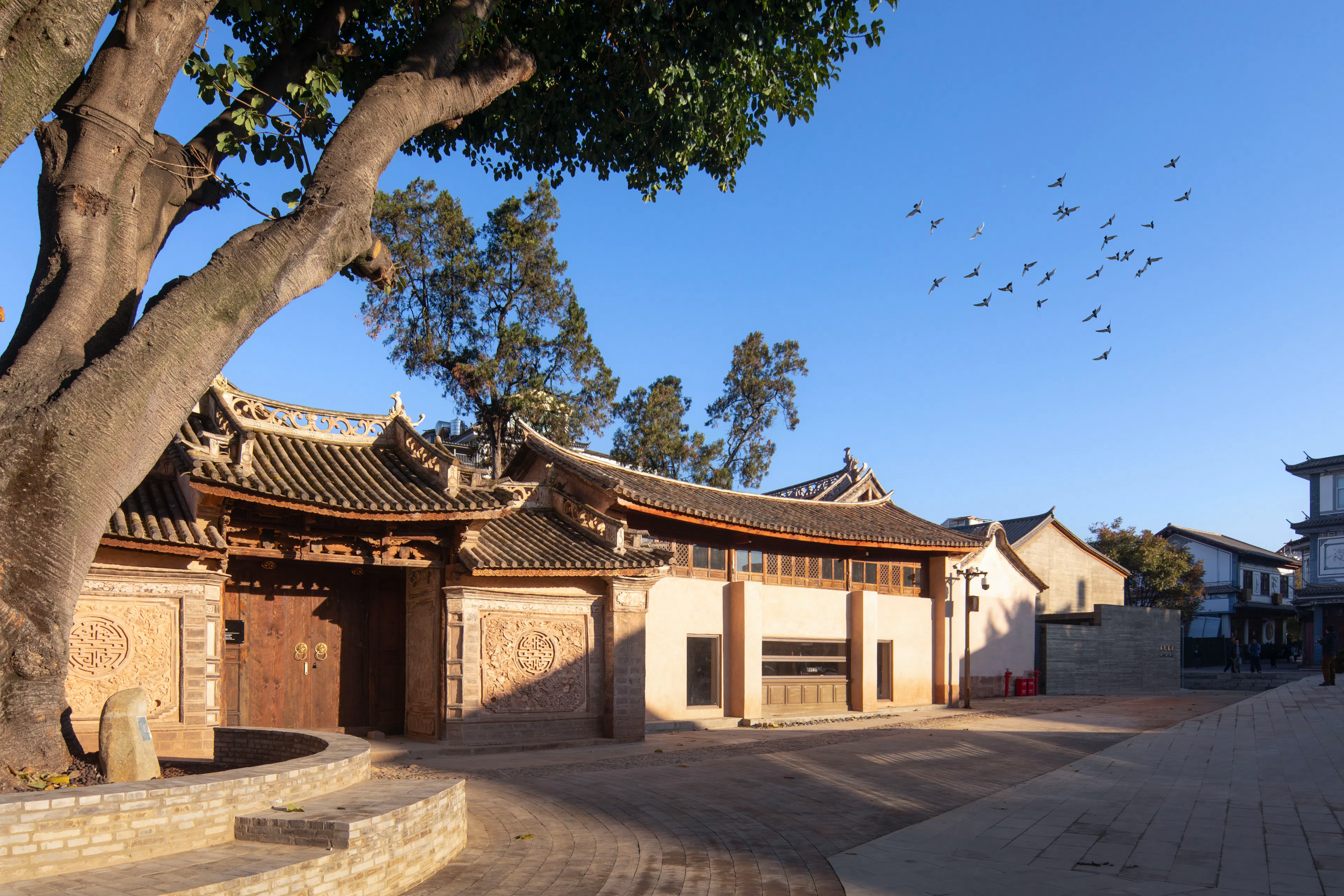 Weishan Chongzheng Academy Bookstore of Librairie Avant-Garde — 5