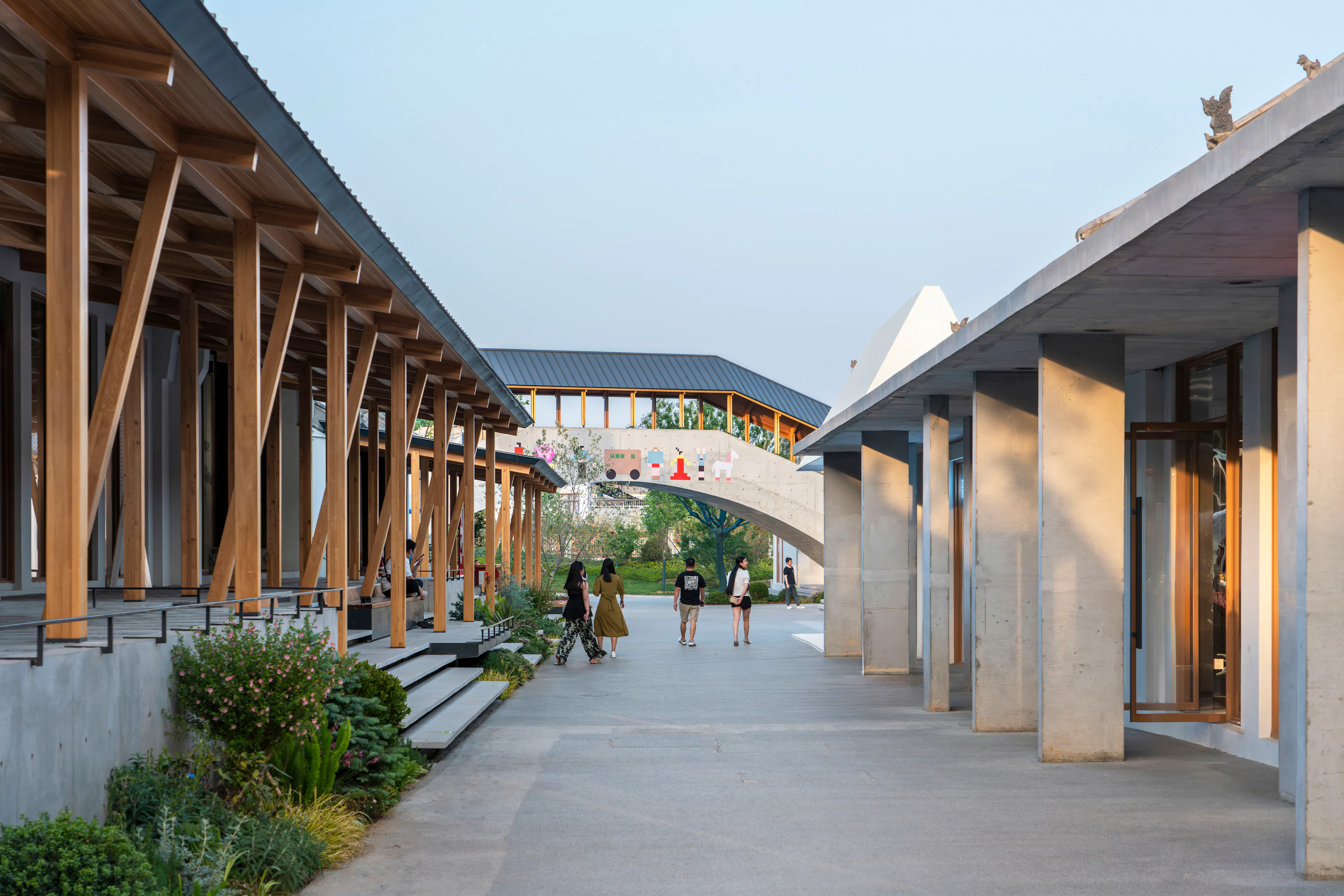 Shenzhen College of International Education — 24