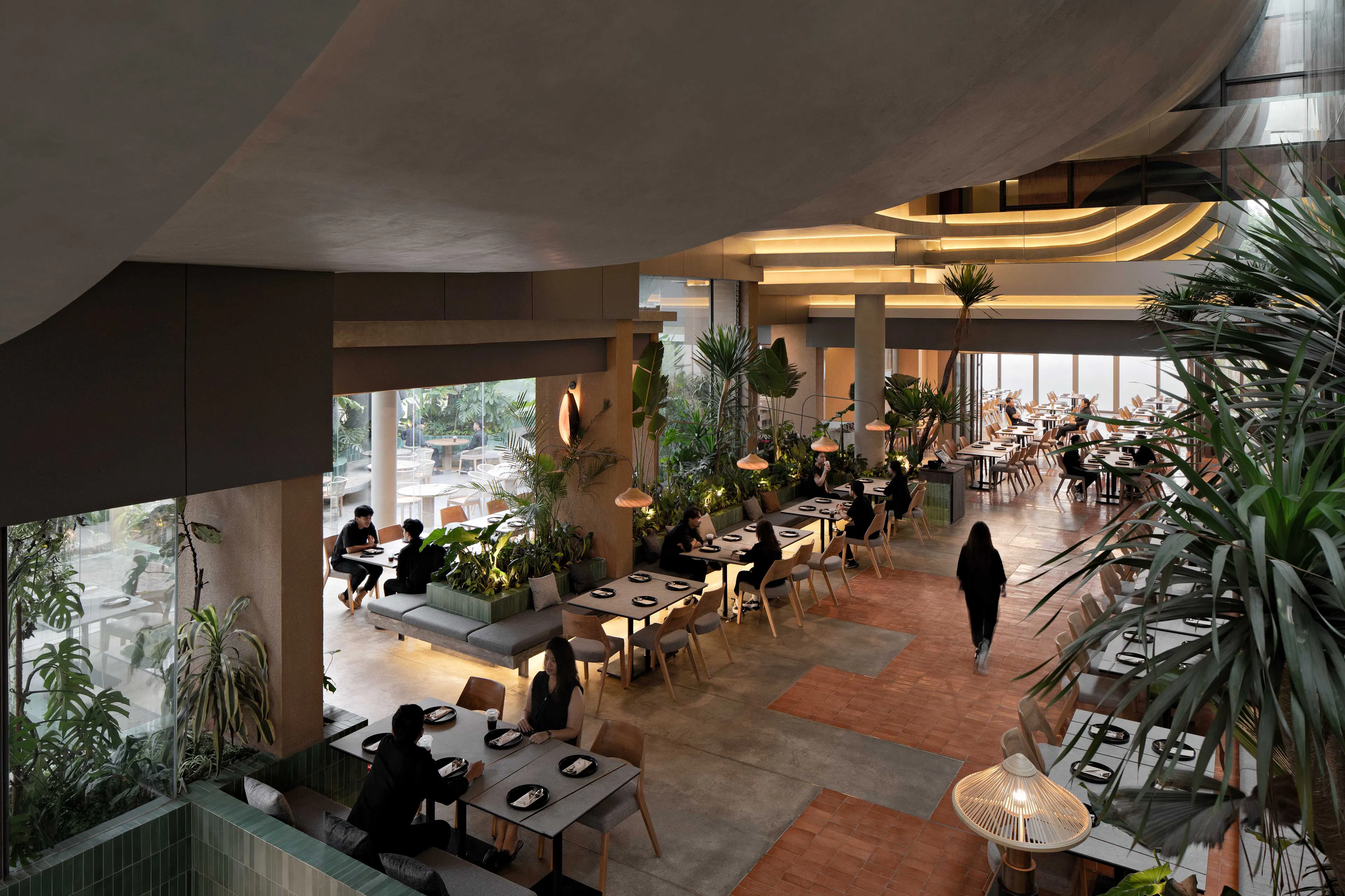 Aruma Split Garden — 11