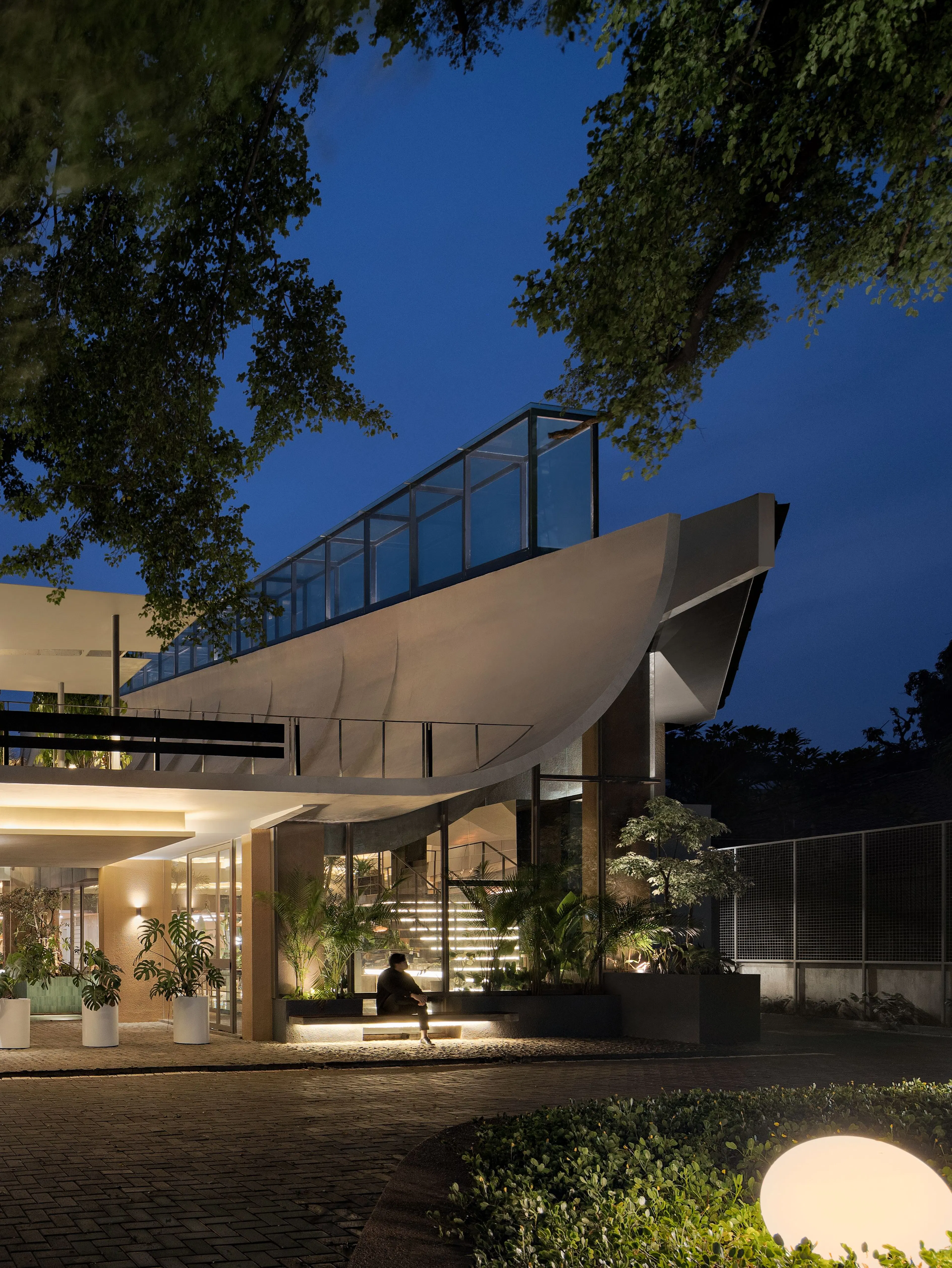 Aruma Split Garden — 12