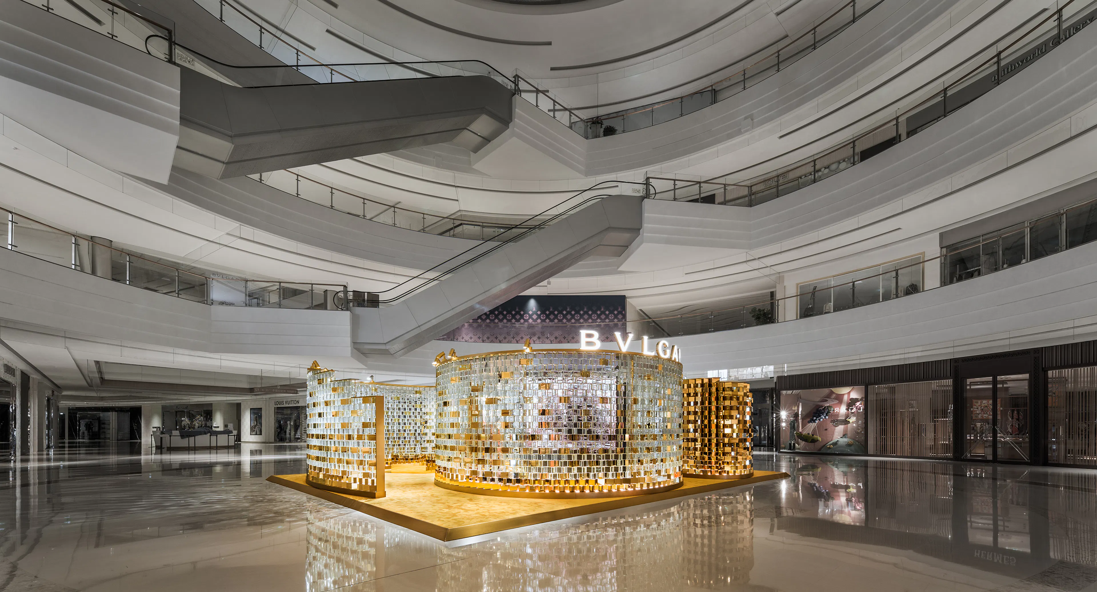 BVLGARI 'Serpenti Rhapsody' Pop-up Installation — 4