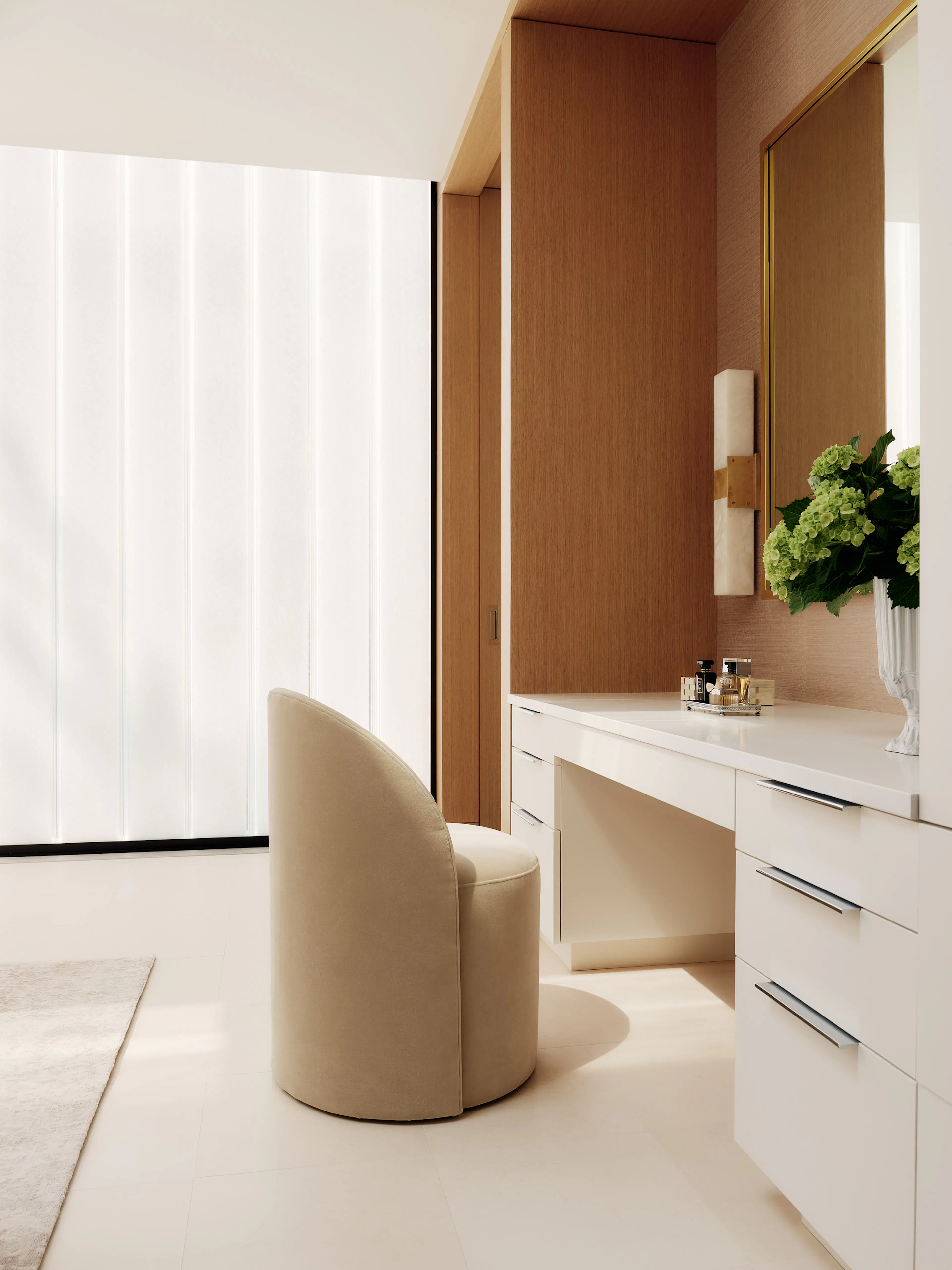 Lakeside Modern — 10