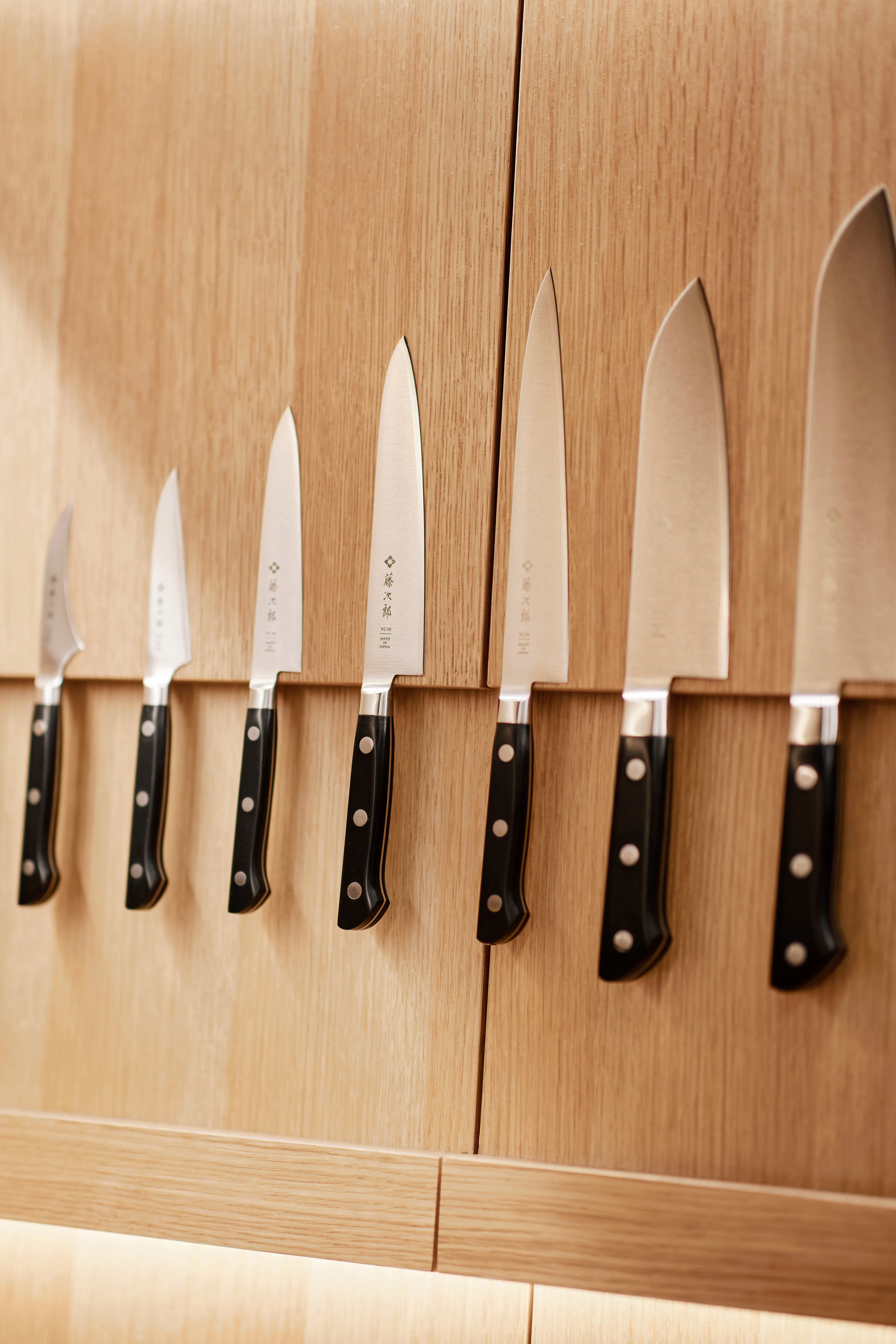 Tojiro Knife Gallery Osaka — 8