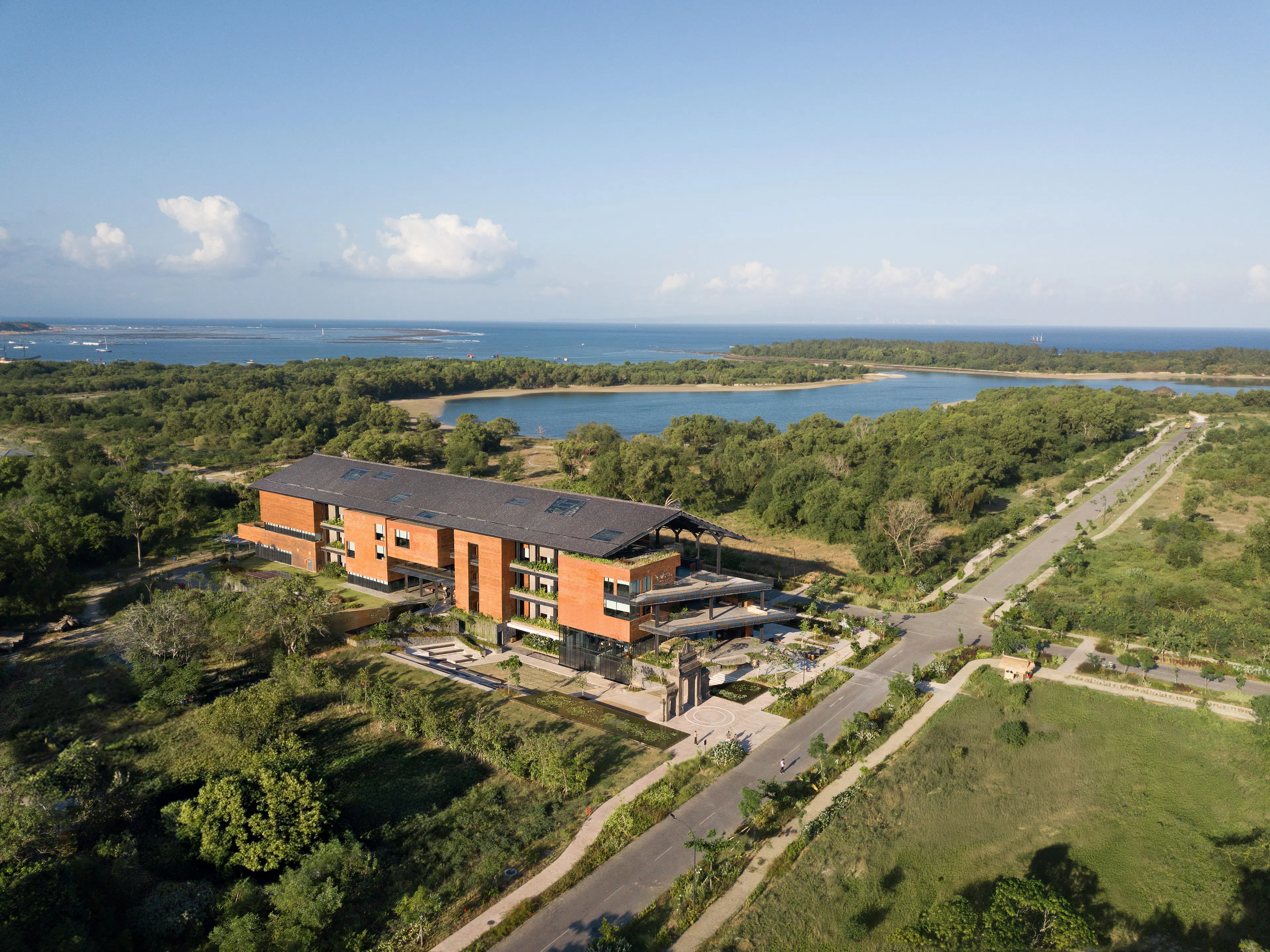 United in Diversity Campus — 9