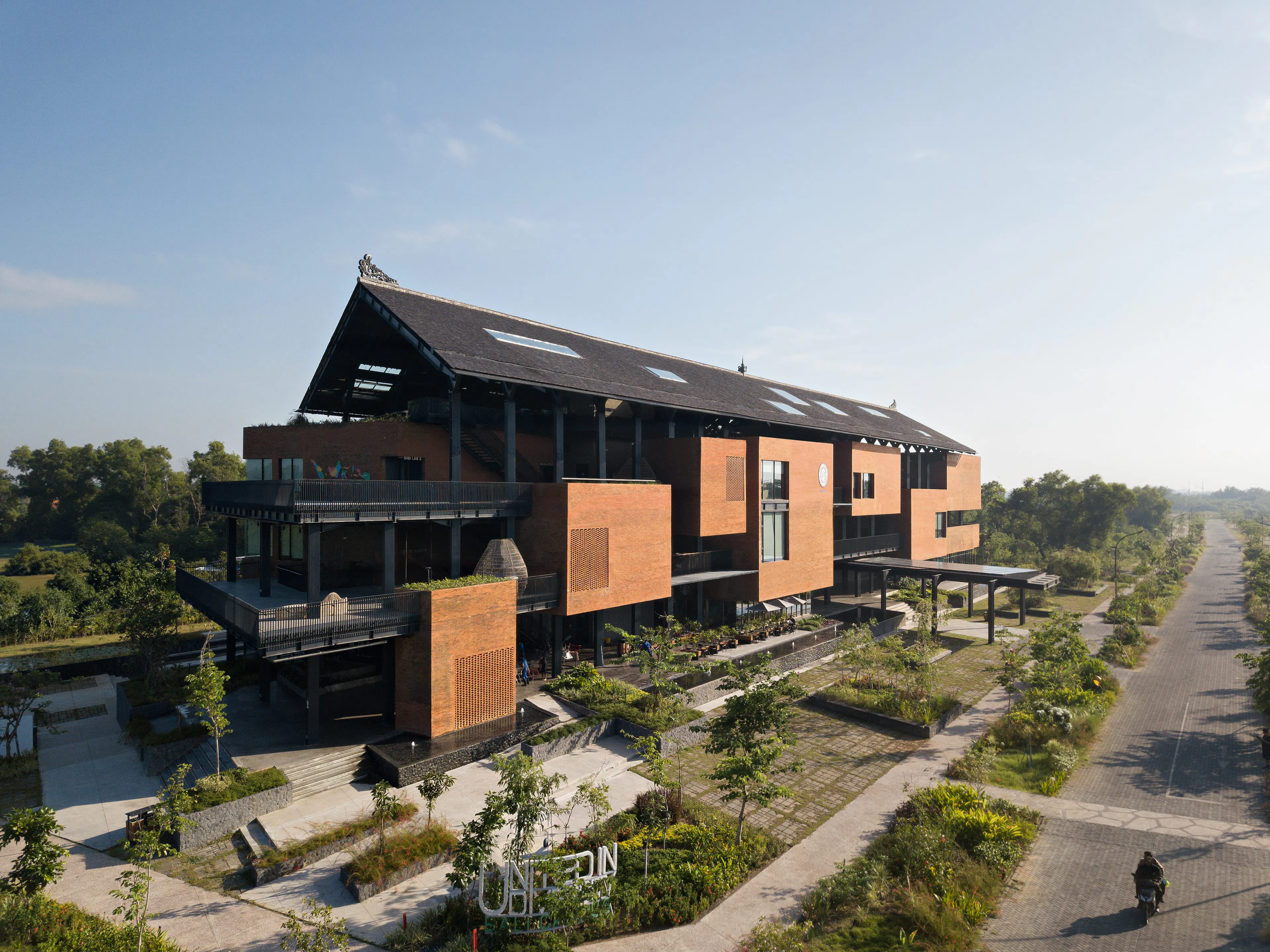 United in Diversity Campus — 10