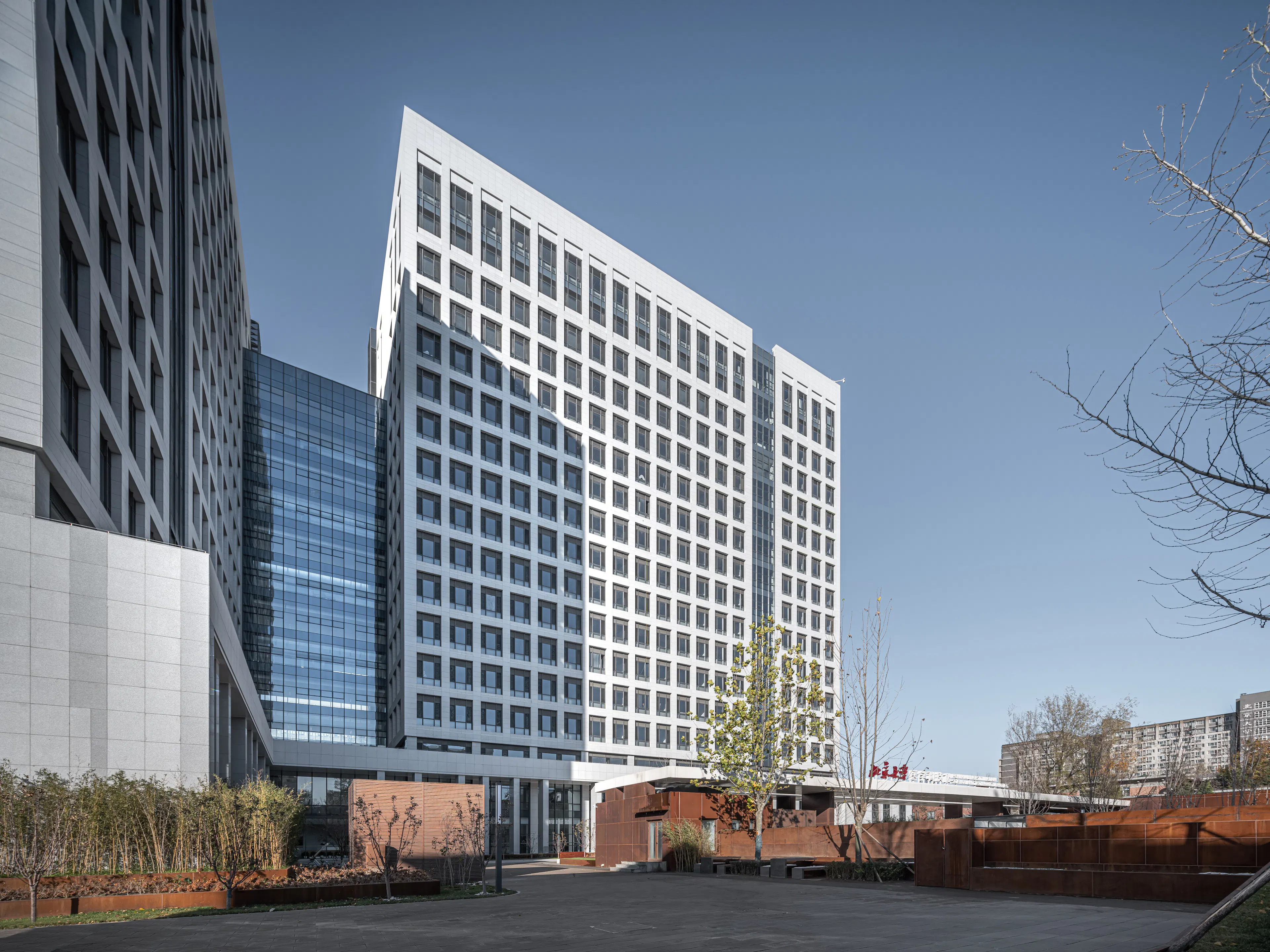 Conservation and Regeneration ofthe Qixia St, Characteristic Block in Weihai — 31