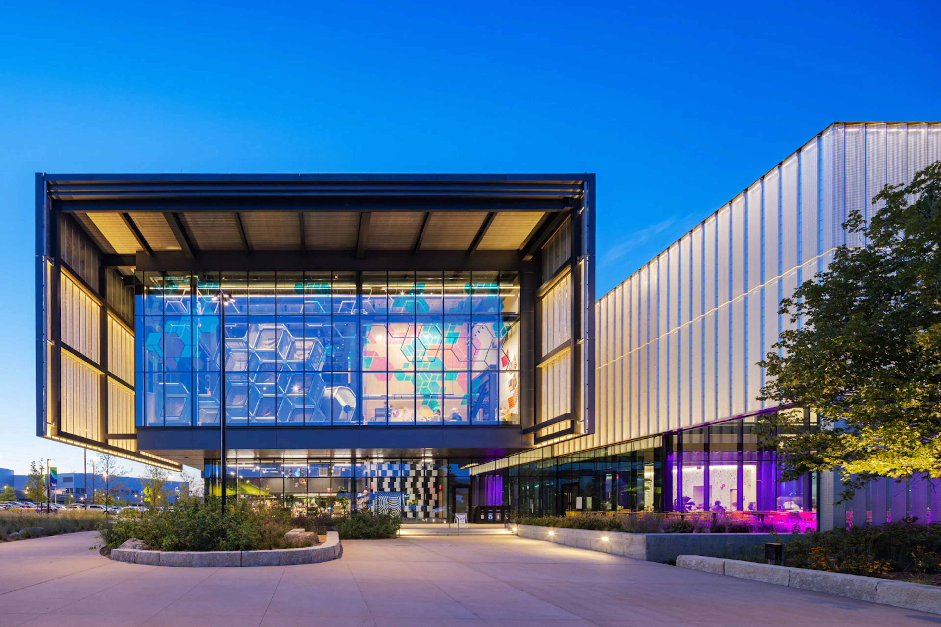 Kiewit Luminarium — 6