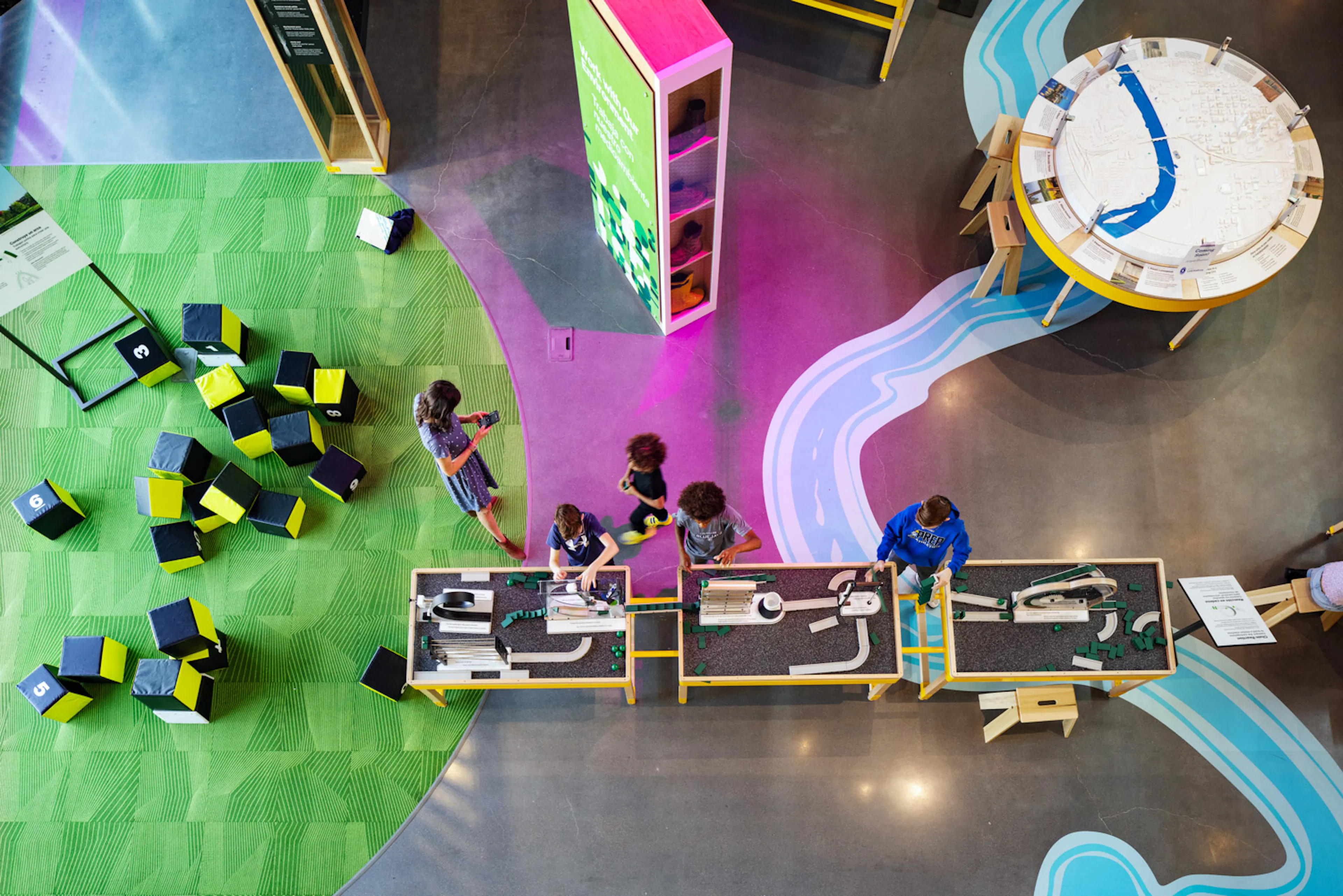 Kiewit Luminarium — 9