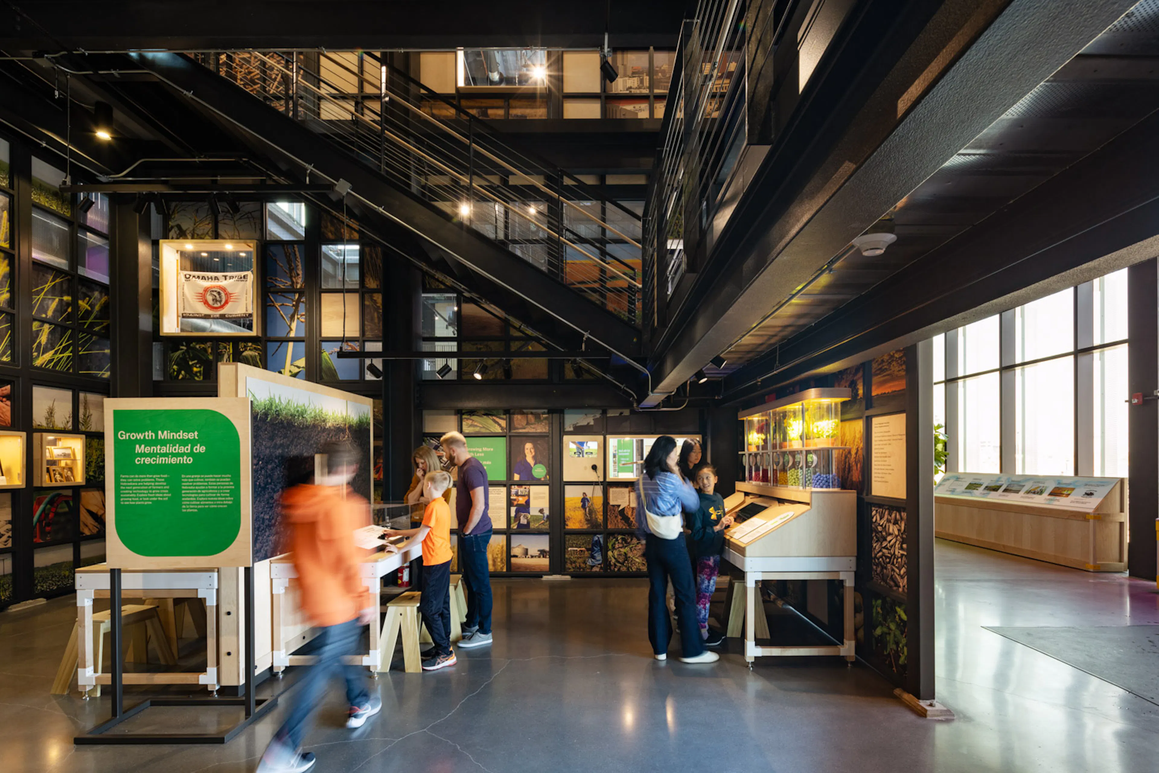 Kiewit Luminarium — 12