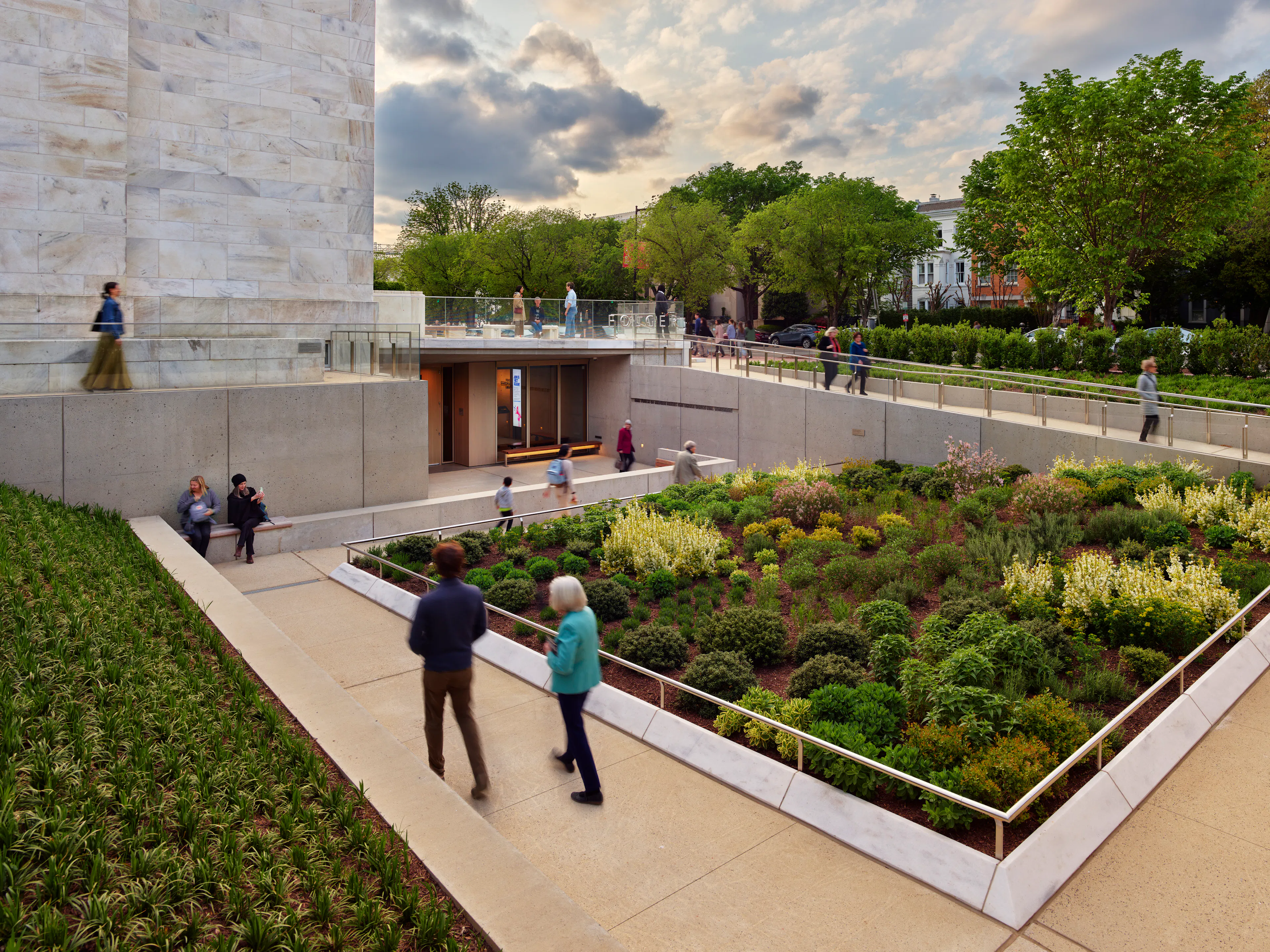 Folger Shakespeare Library — 8
