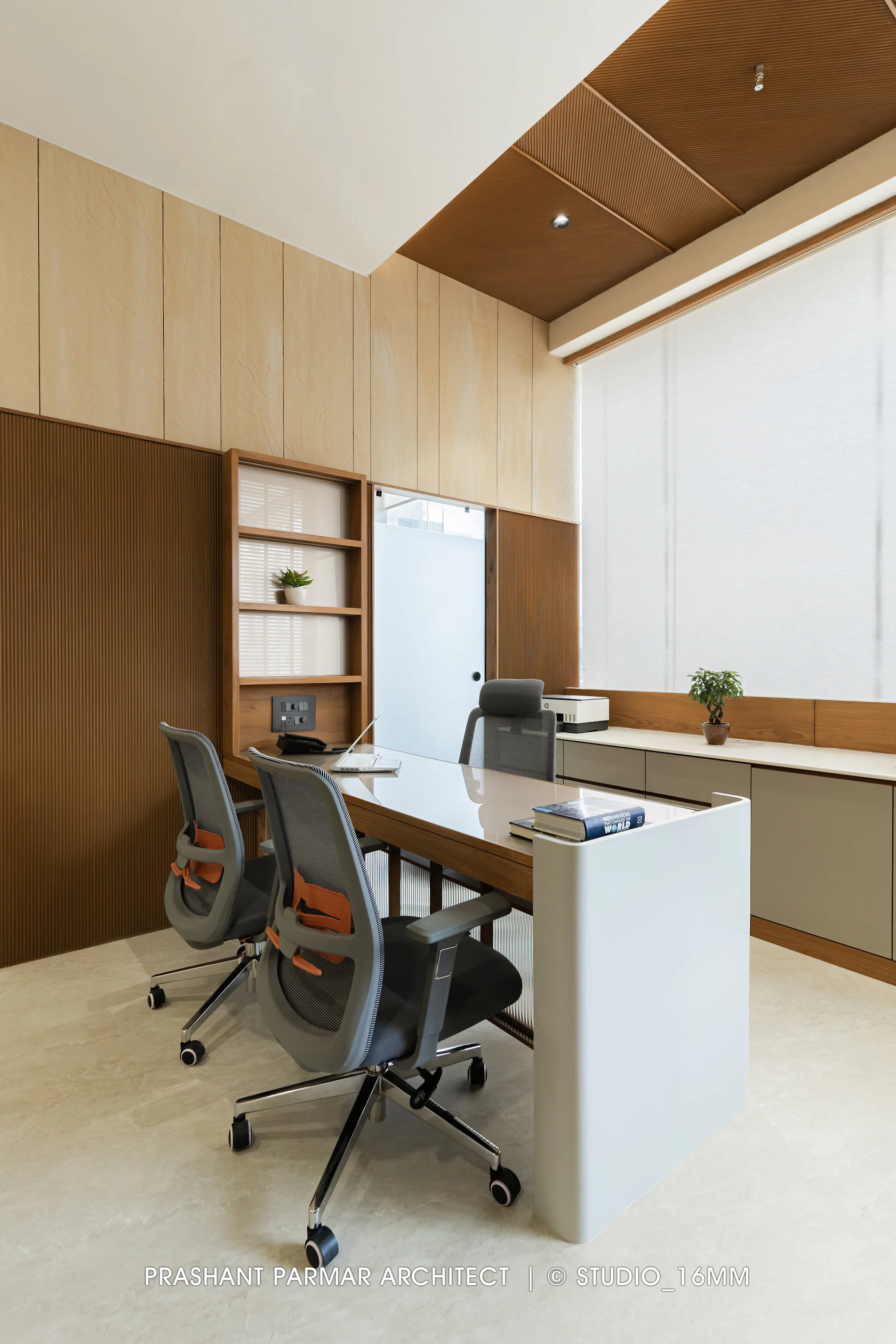 Modern Hospital Interior at Ratnanjali Solitaire by Prashant Parmar ...