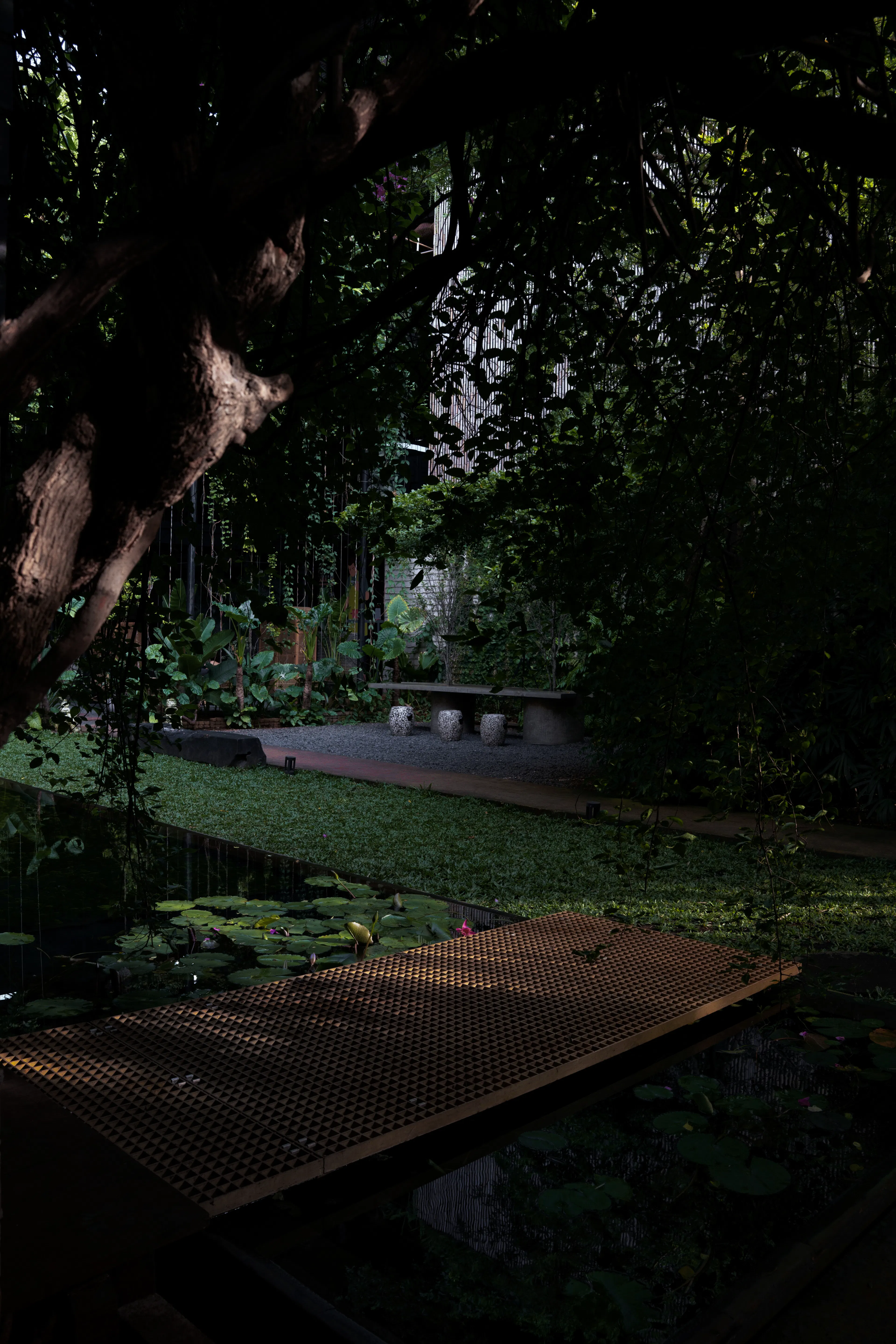 THE VIBES CO-SPACE — 4