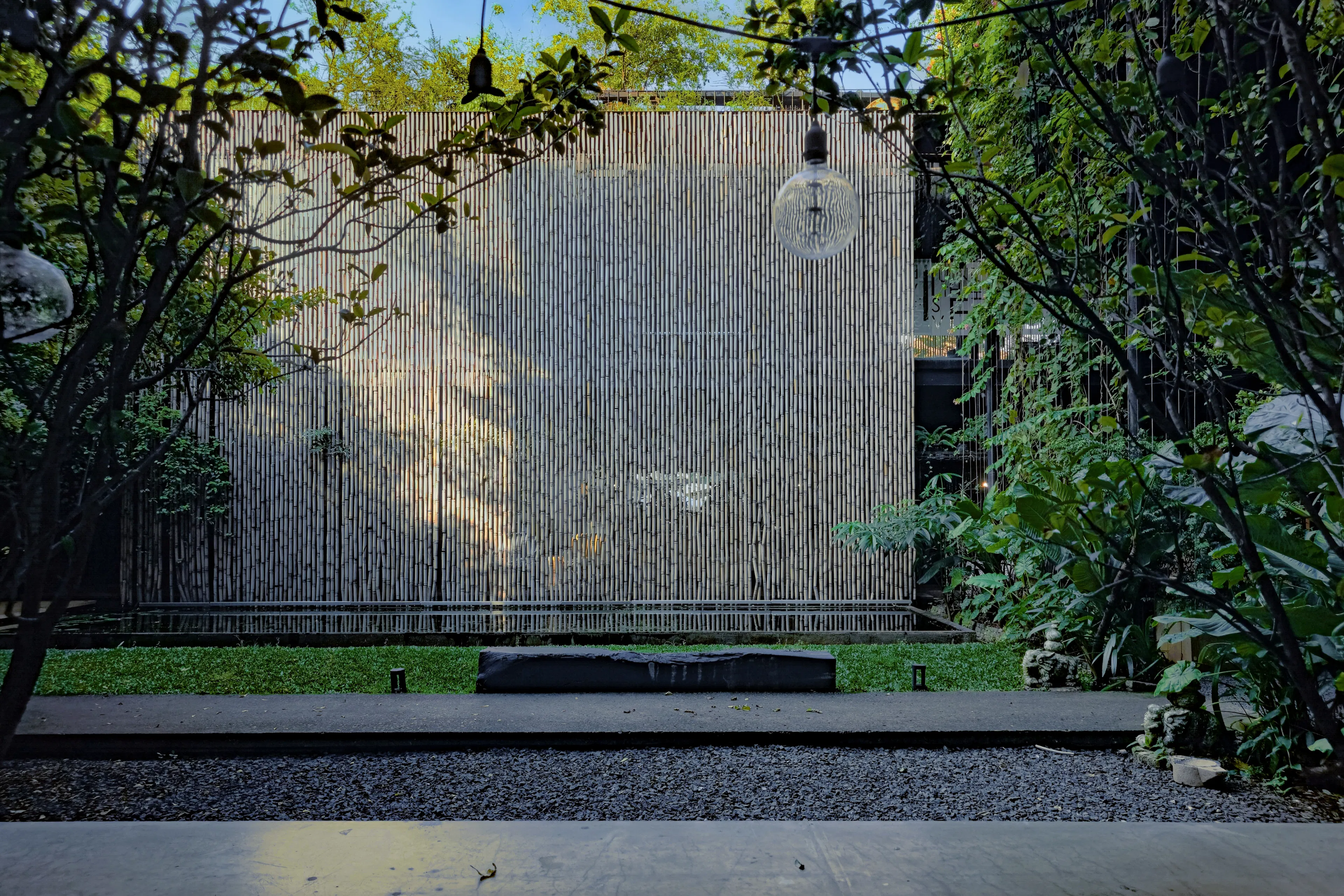 THE VIBES CO-SPACE — 11