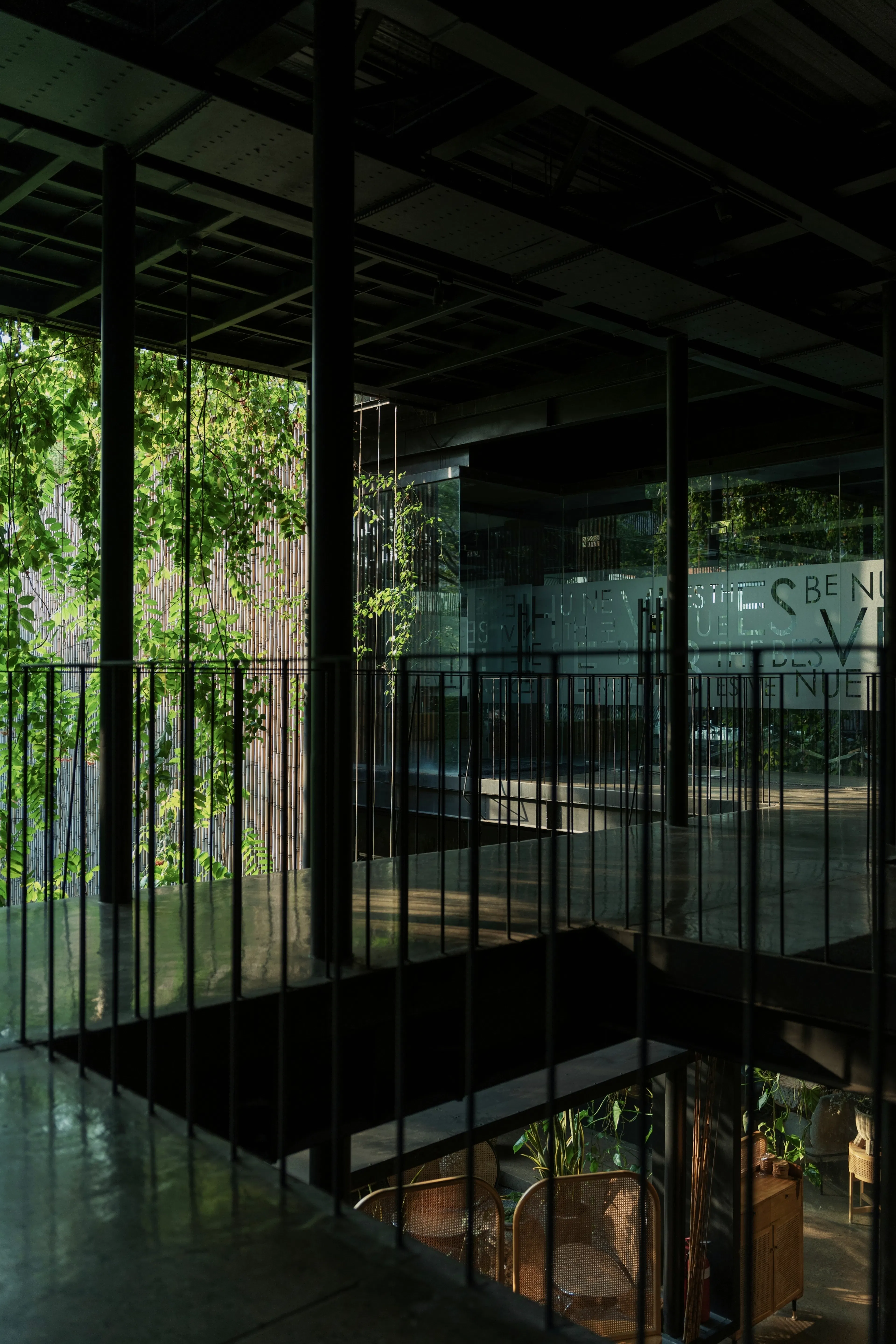 THE VIBES CO-SPACE — 25