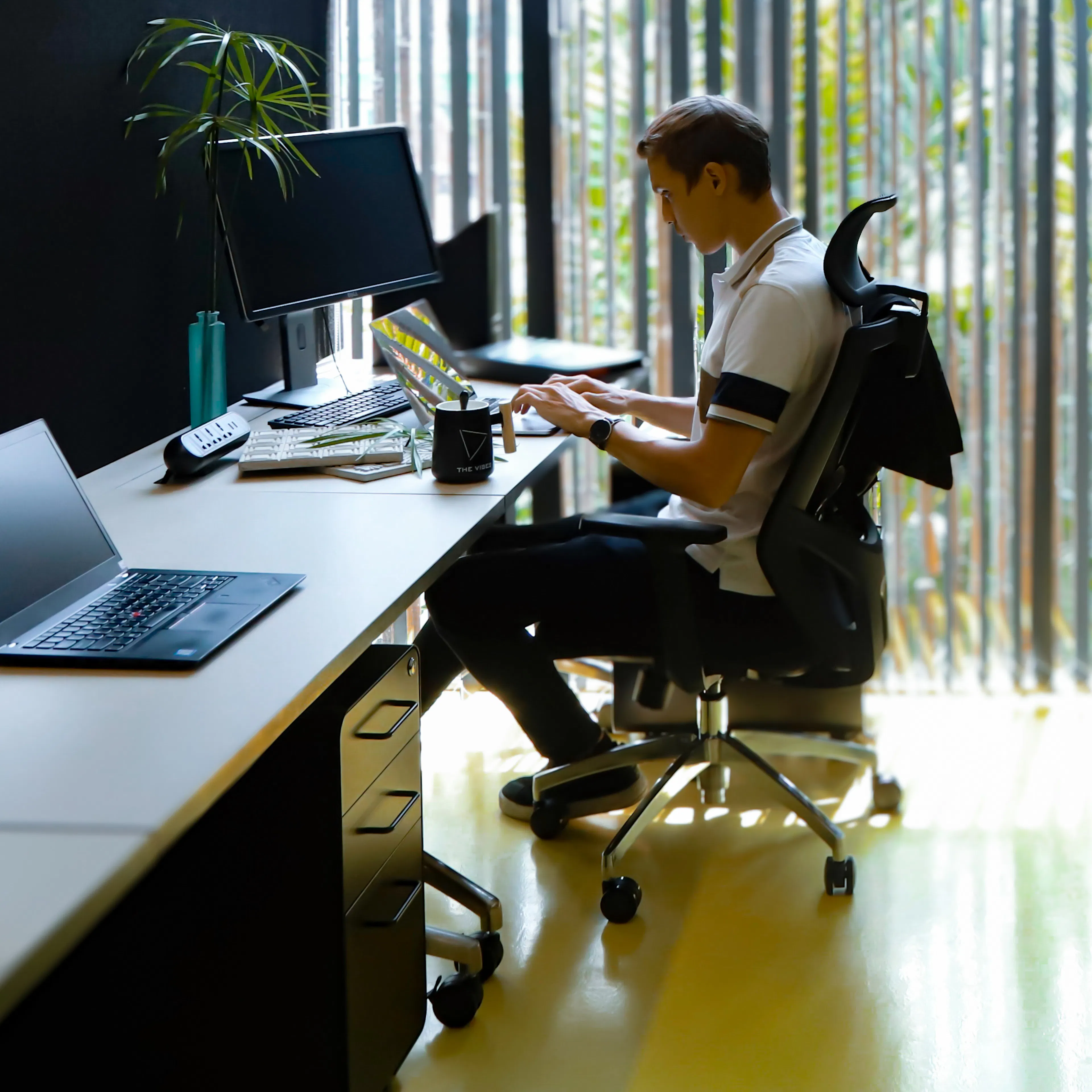 THE VIBES CO-SPACE — 31