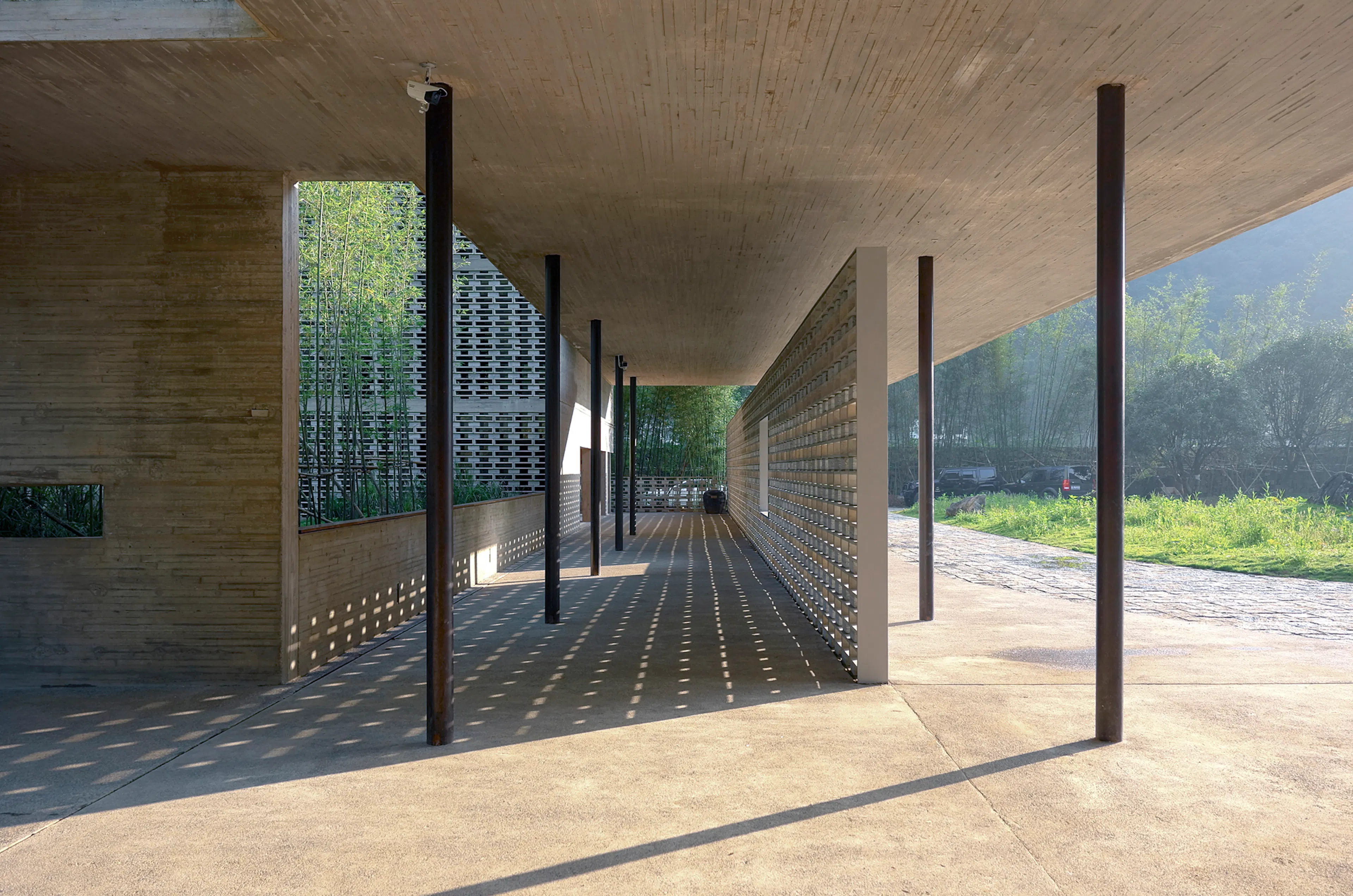 Yangshuo Sugarhouse Hotel — 17