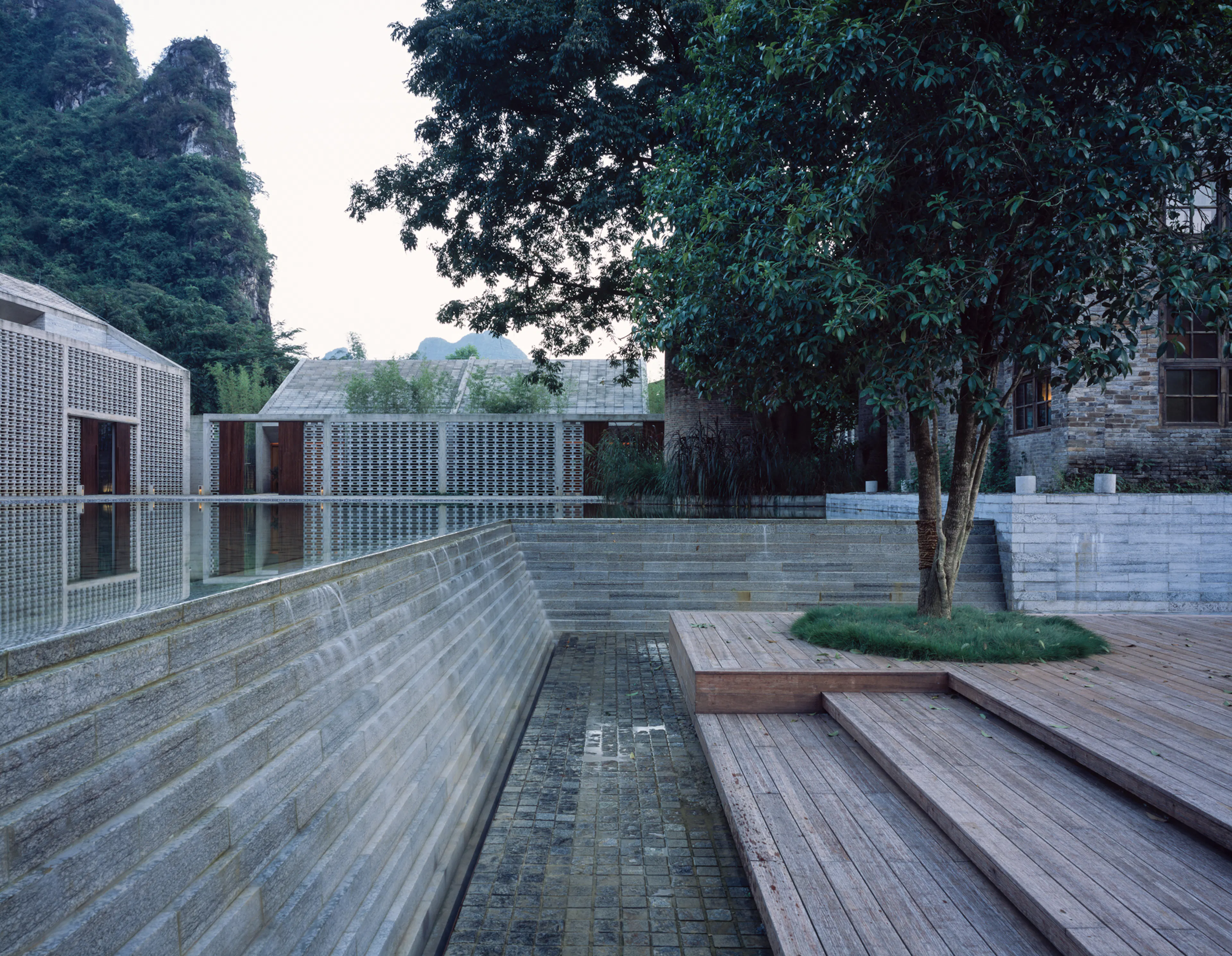 Yangshuo Sugarhouse Hotel — 24