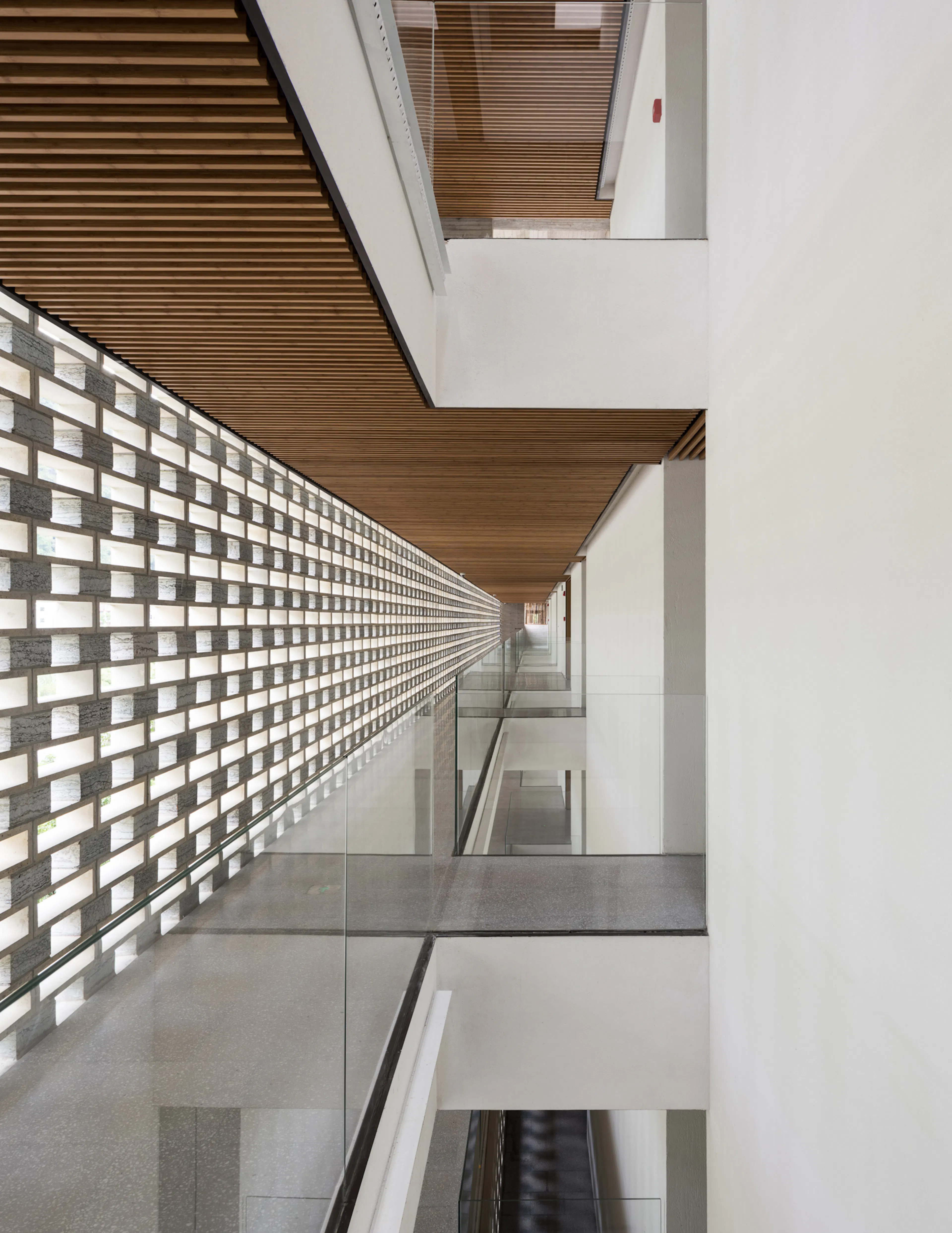 Yangshuo Sugarhouse Hotel — 35