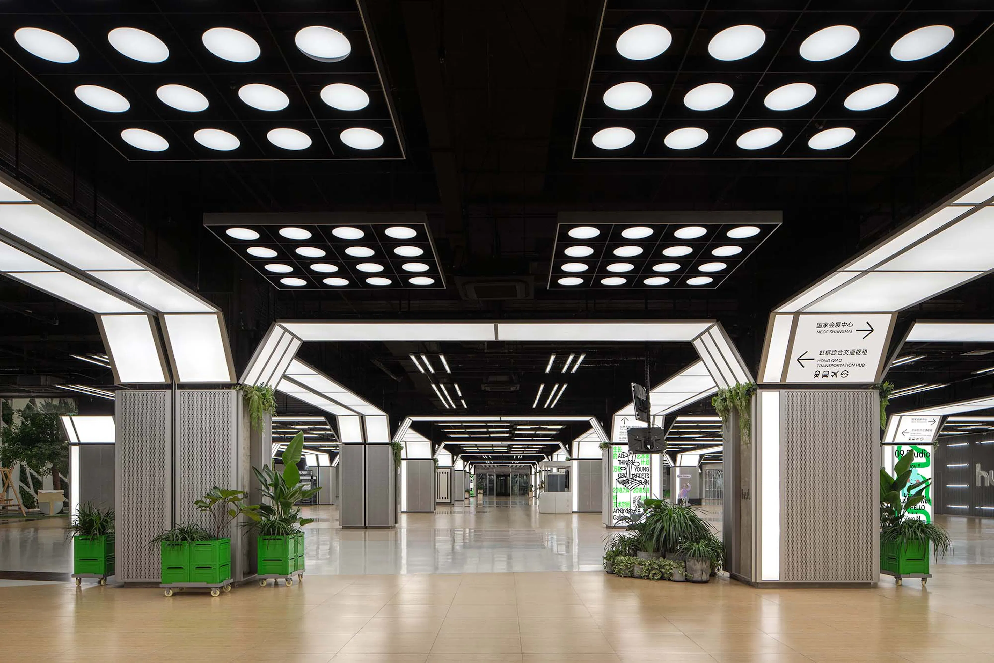 Restaurant Lunar — 2