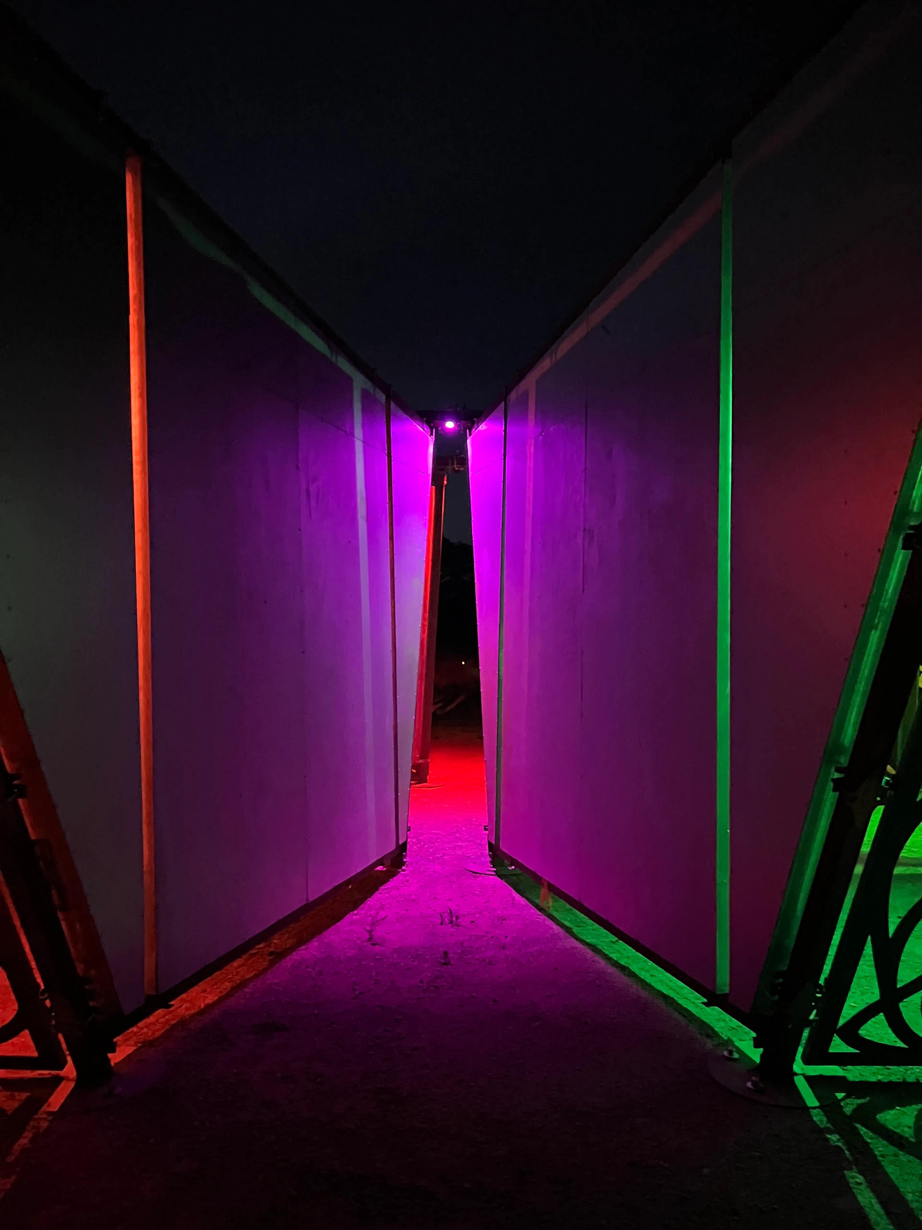 The Museum of No Spectators — 25