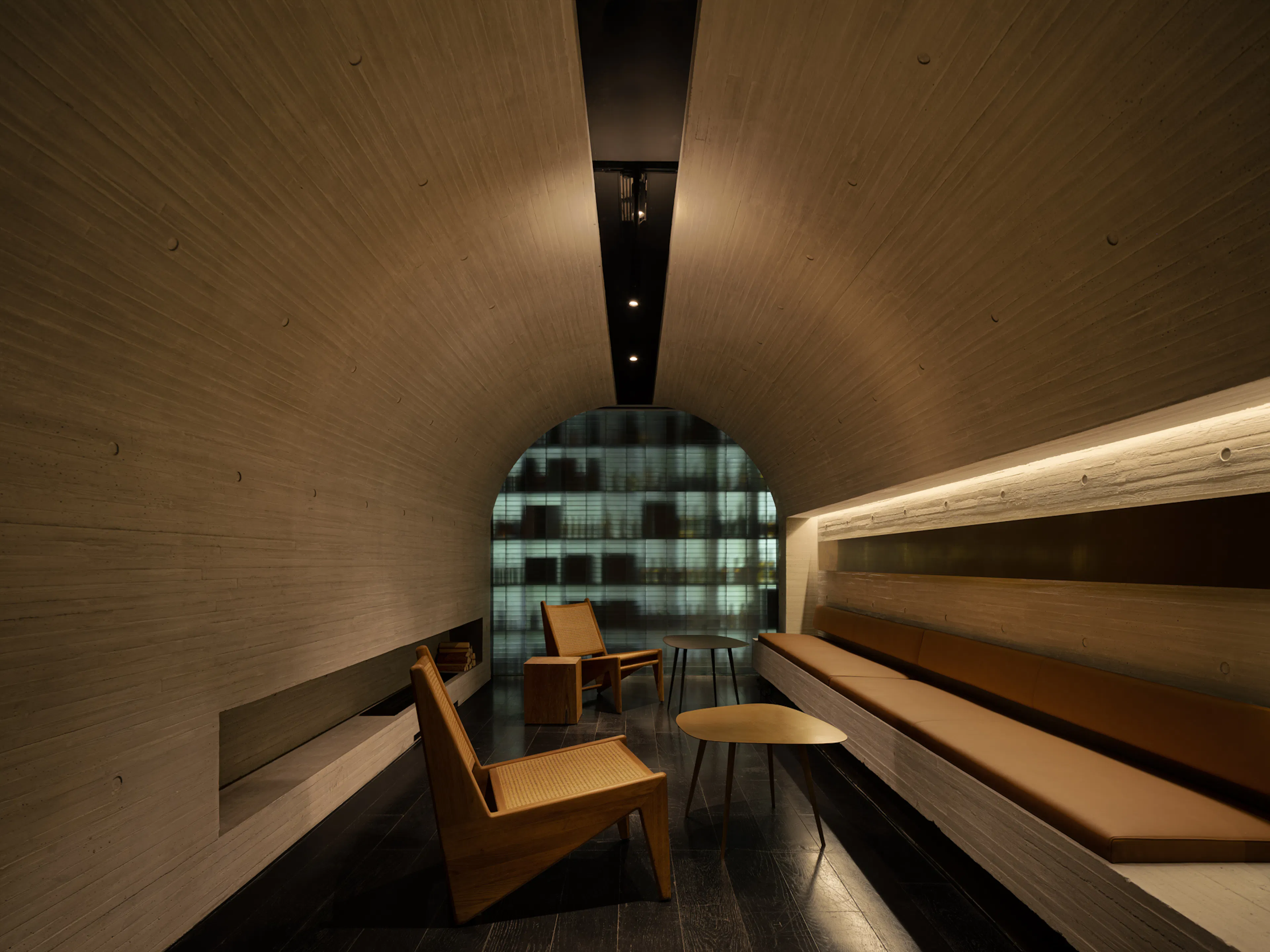 The Whisky Bar with a Concrete Identity — 15