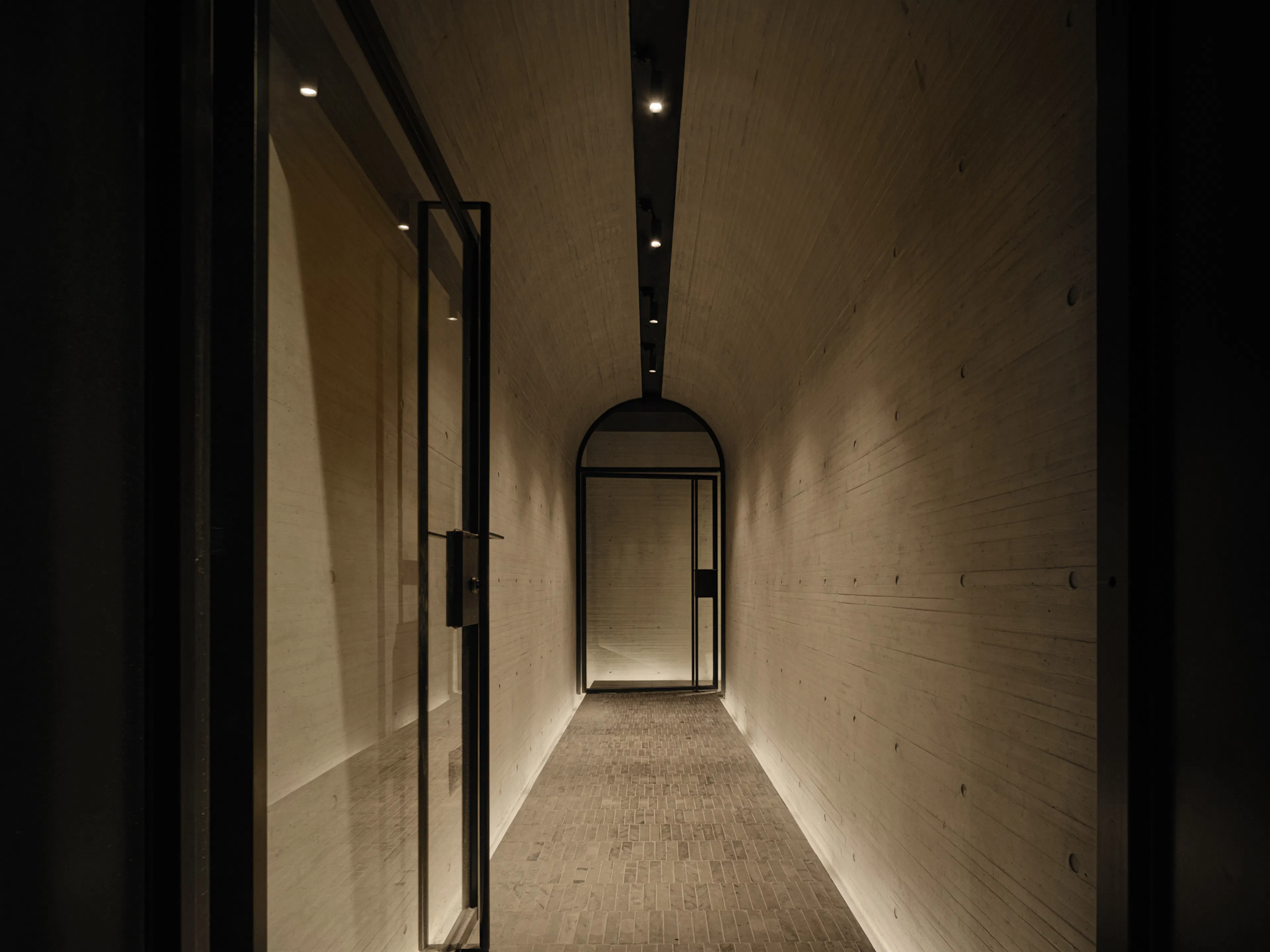 The Whisky Bar with a Concrete Identity — 19