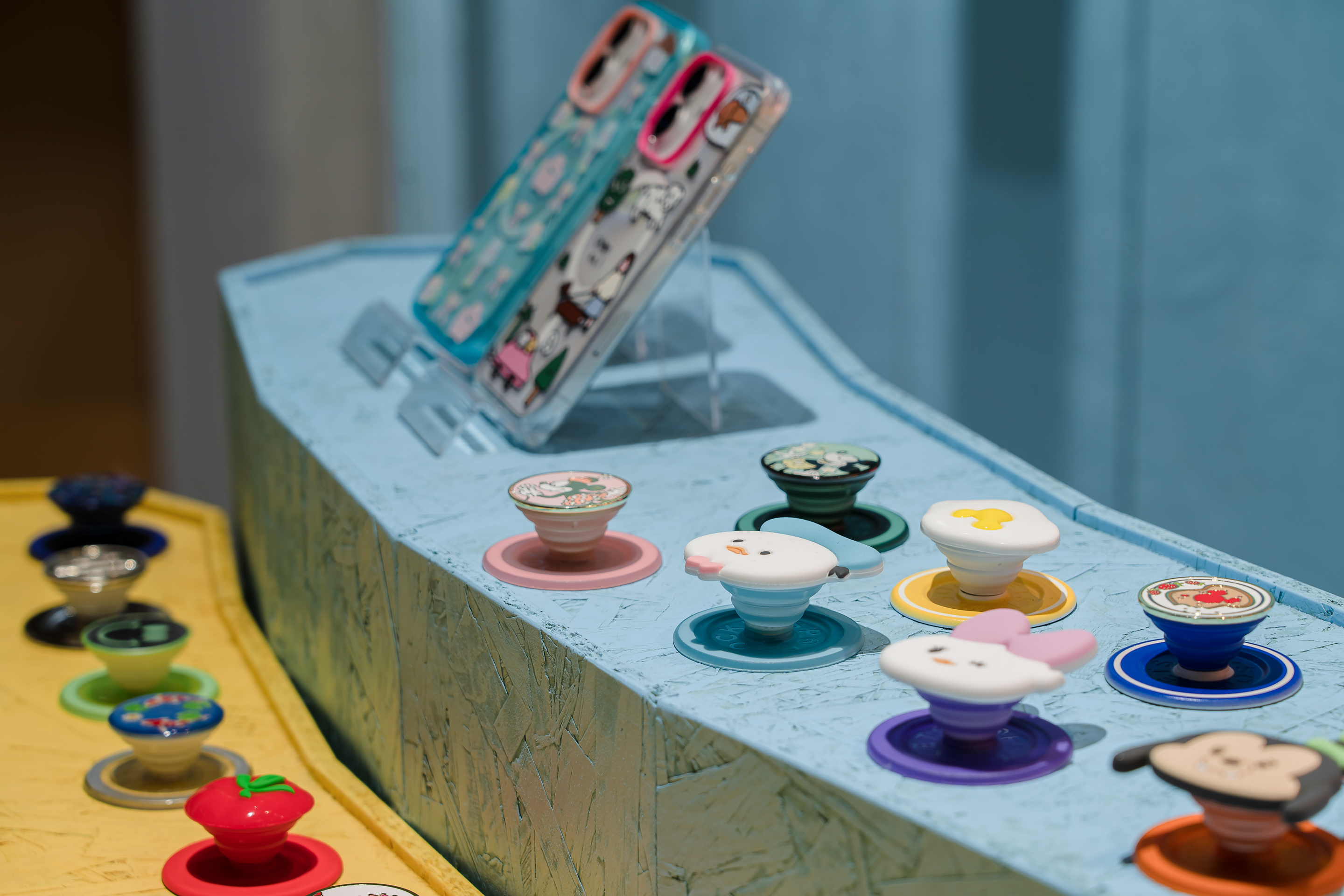 POPSOCKETS POP-UP Store by Tens Atelier - Architizer