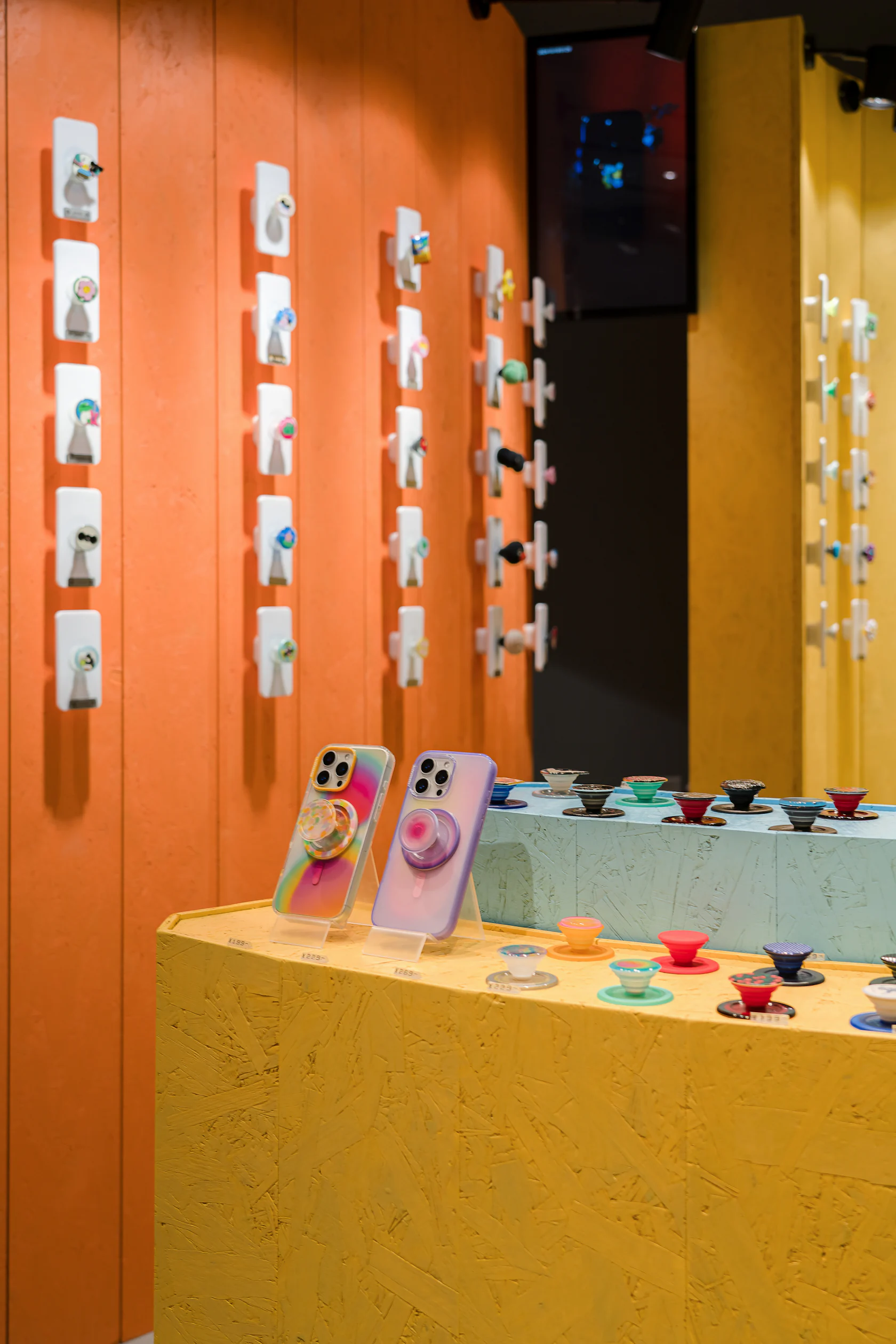 POPSOCKETS POP-UP Store by Tens Atelier - Architizer