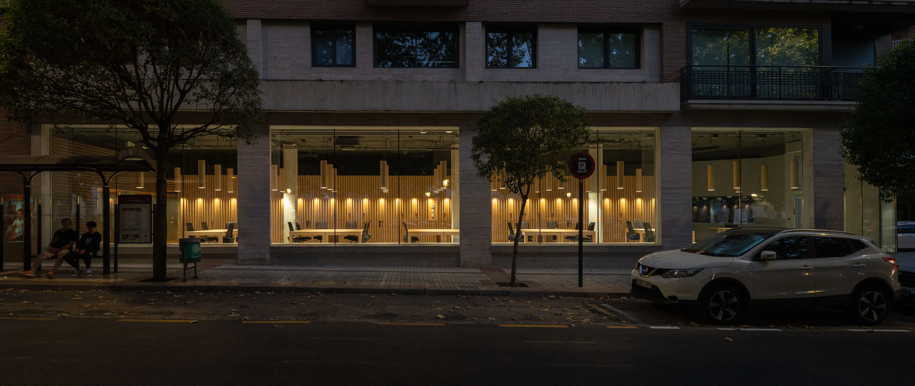 Red Cross on the Street. A Cardboard Office — 19