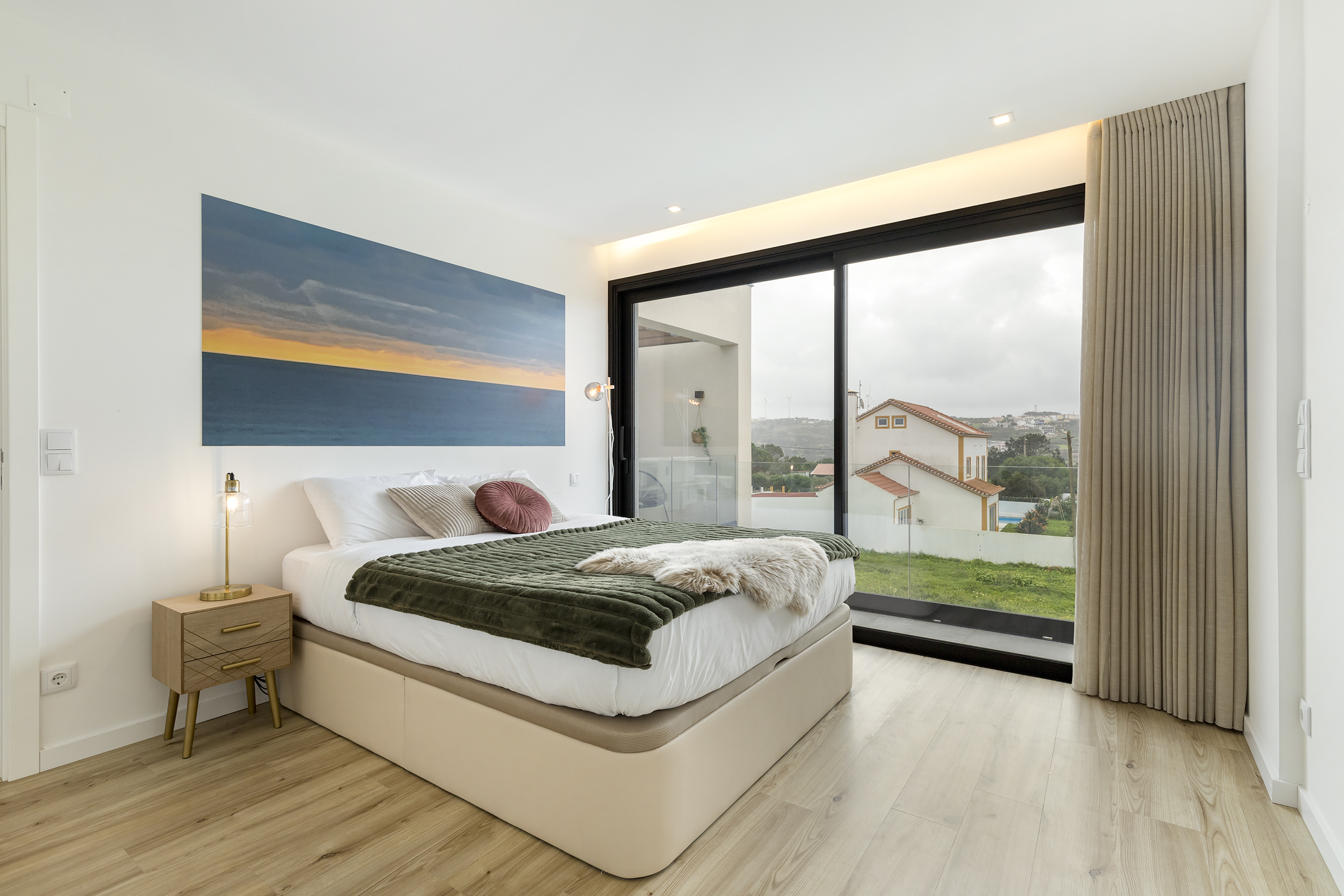SEA HEART_Single family house Interior Design and Decoration, Ericeira ...