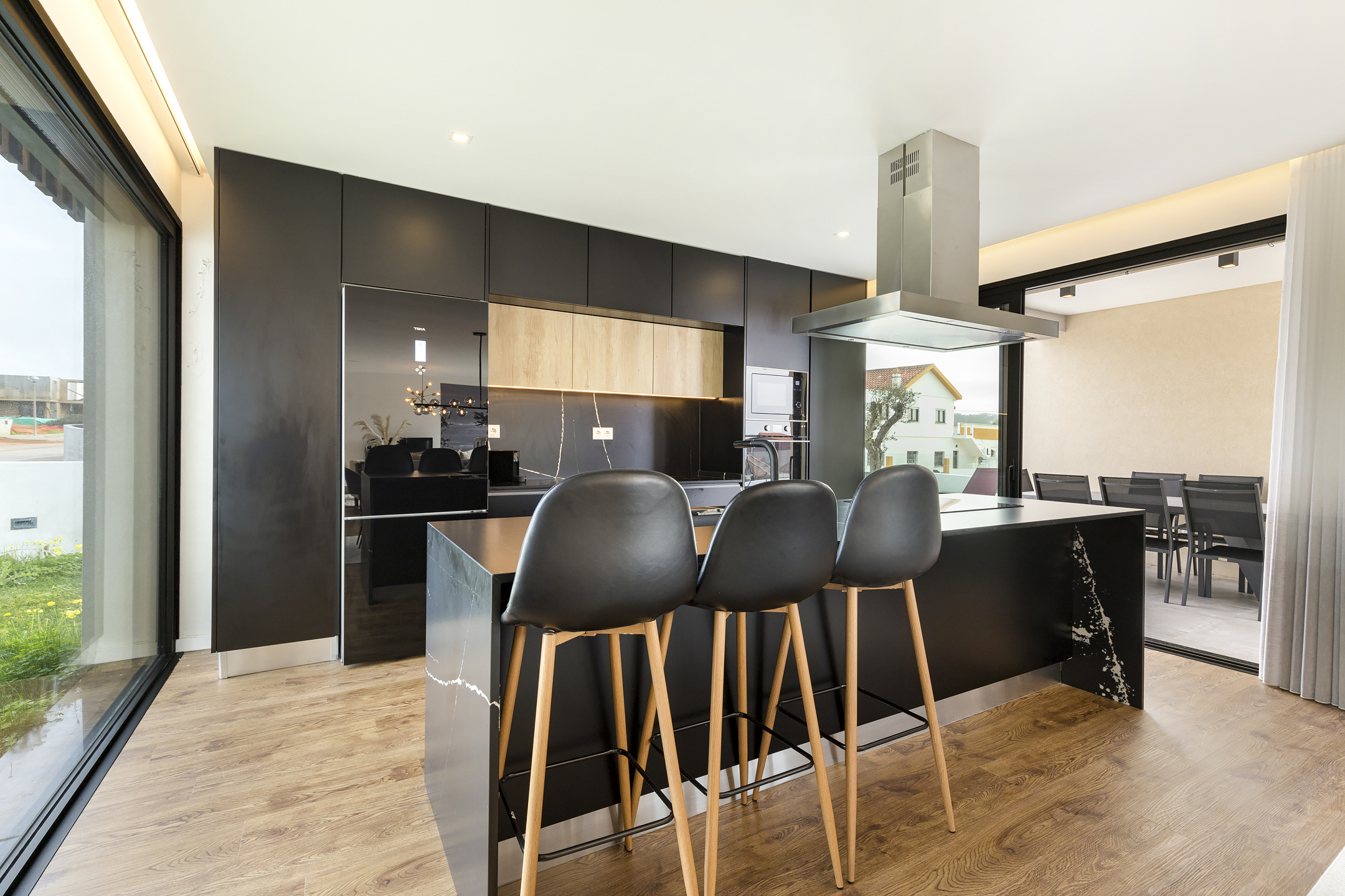 SEA HEART_Single family house Interior Design and Decoration, Ericeira ...