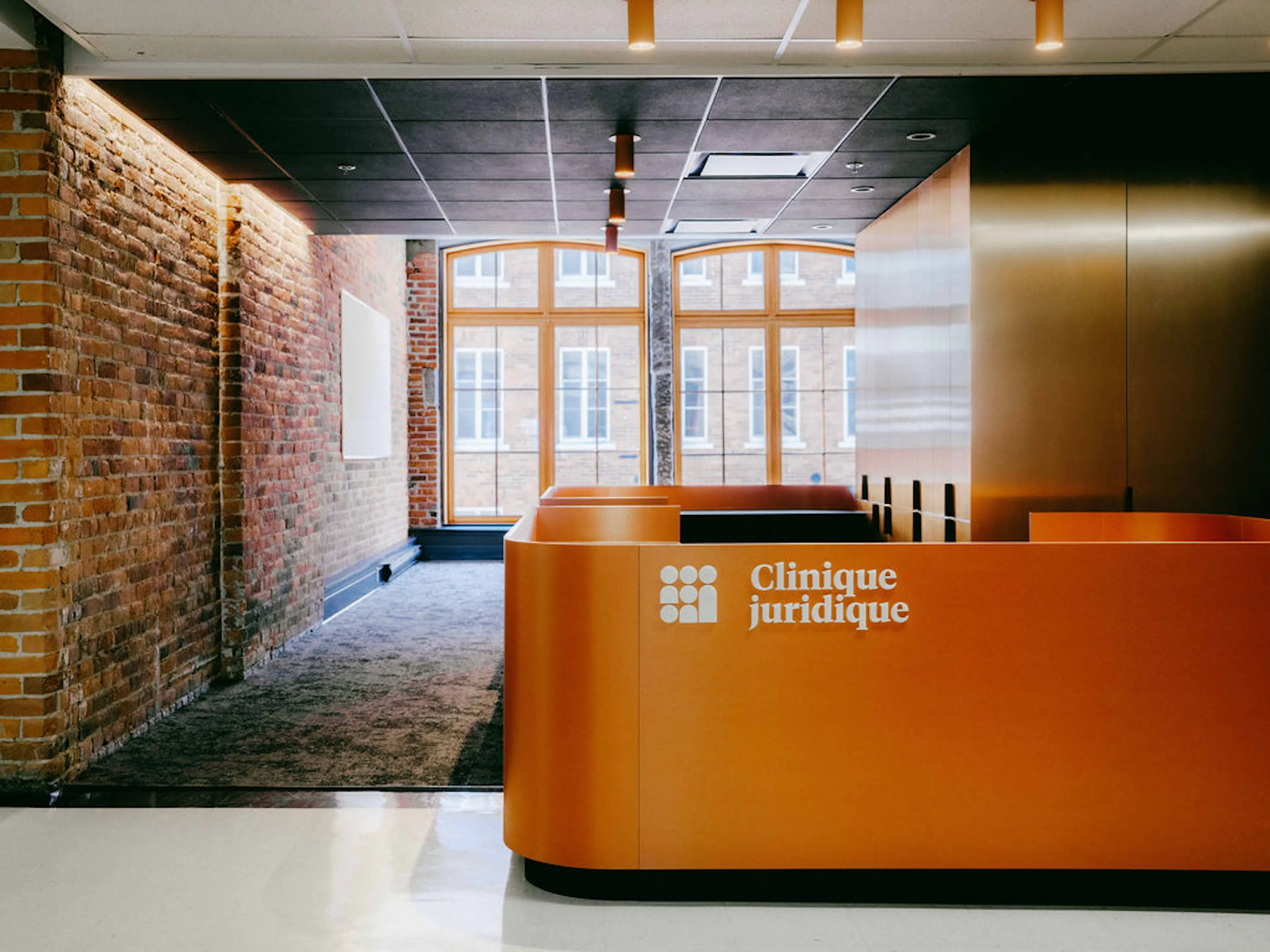 Bibliothèque de St-Colomban — 29